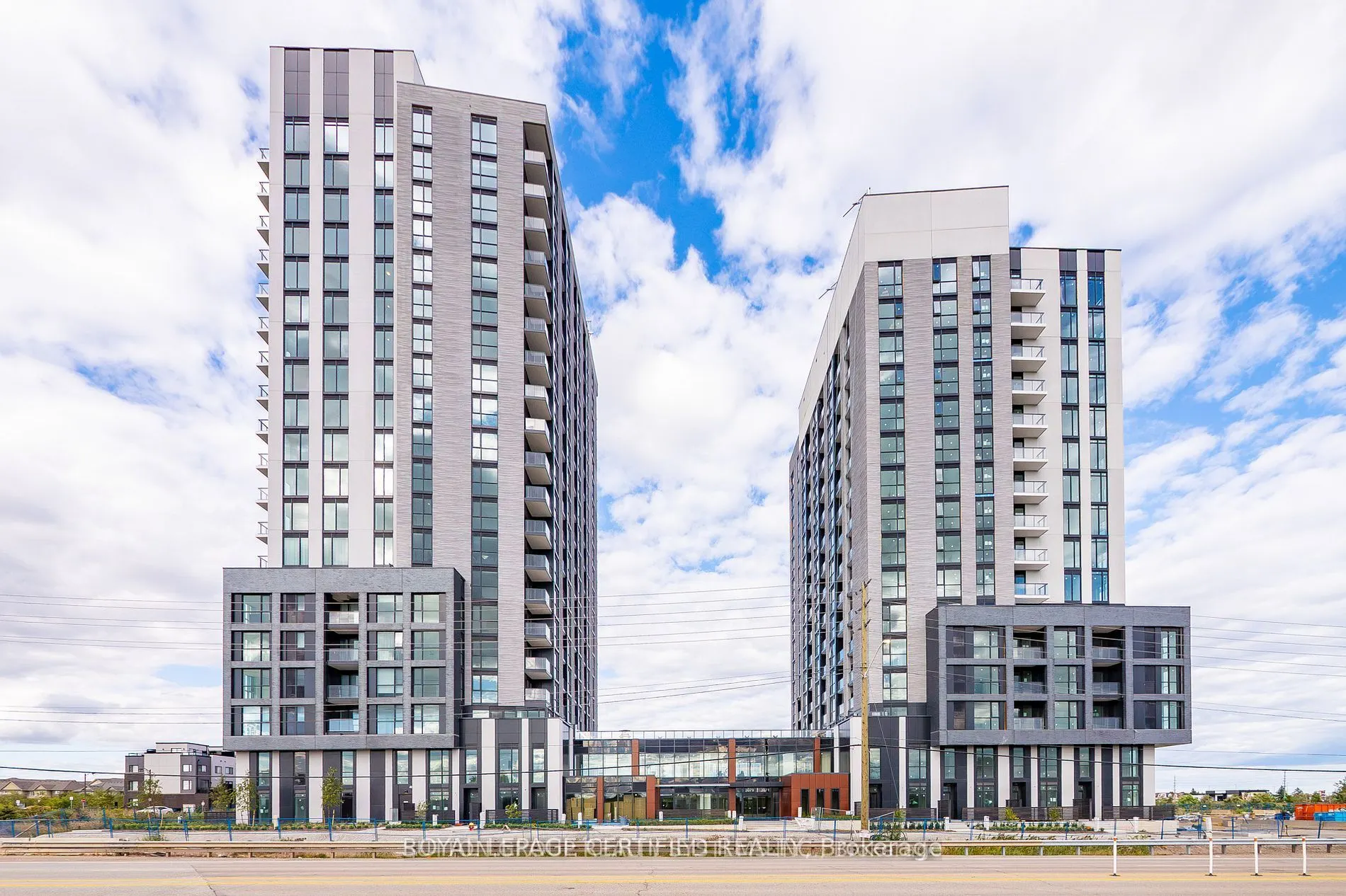 3079 Trafalgar Road, #1604
