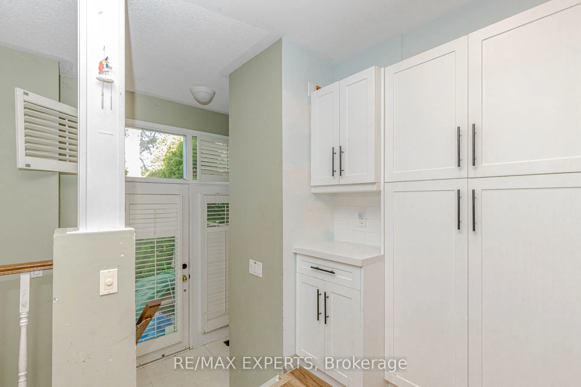 1084 Queen Street W, #17B