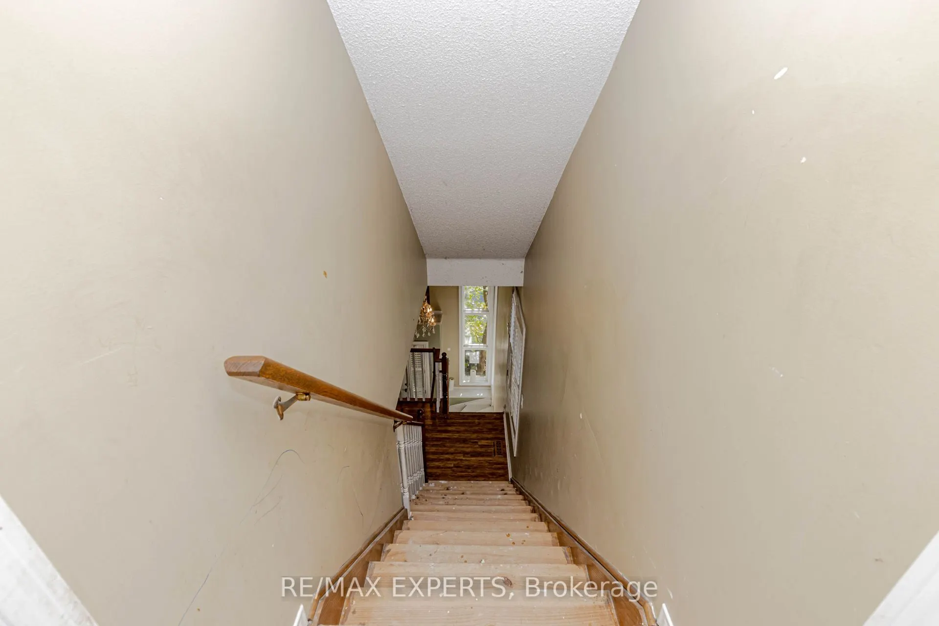 1084 Queen Street W, #17B