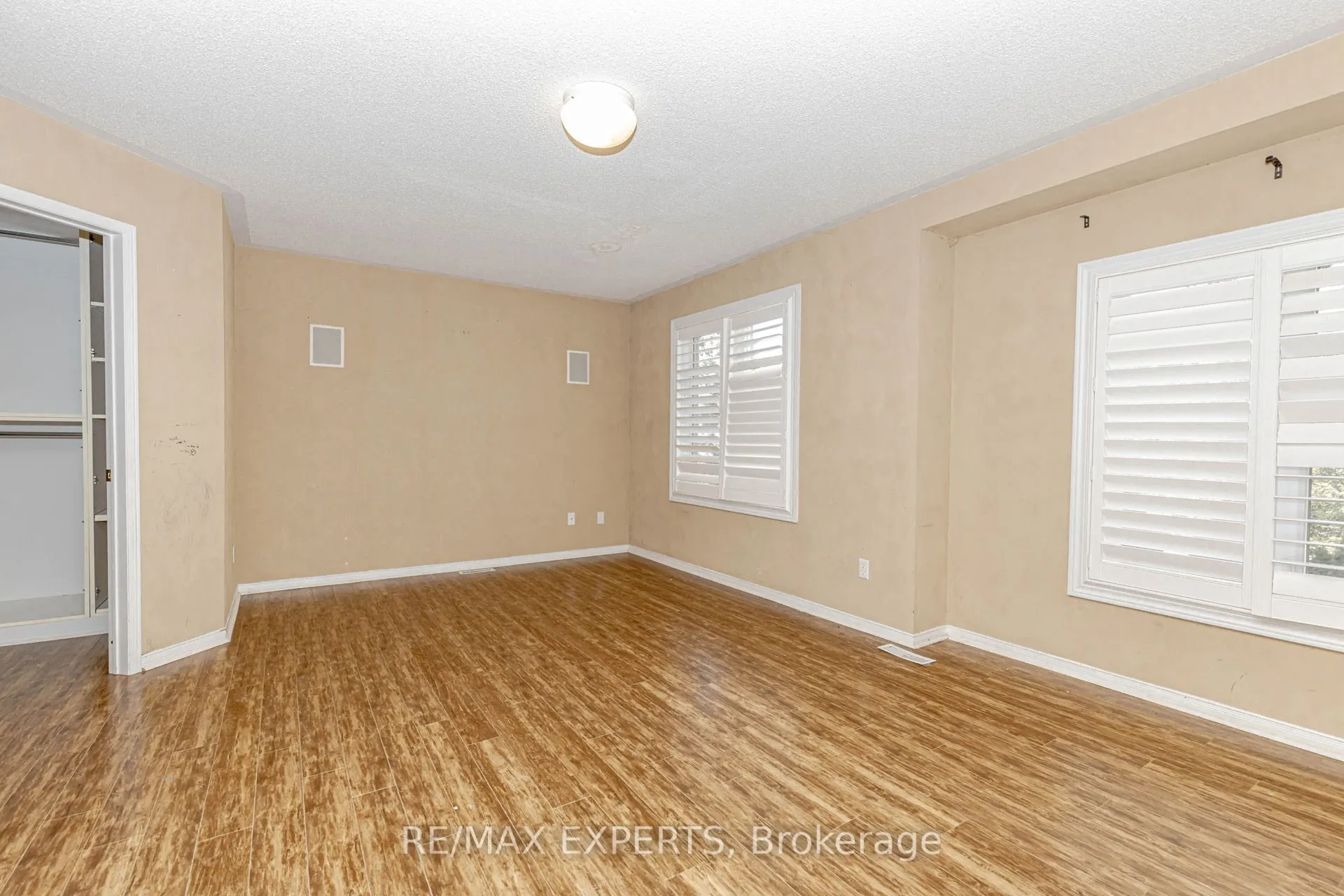 1084 Queen Street W, #17B