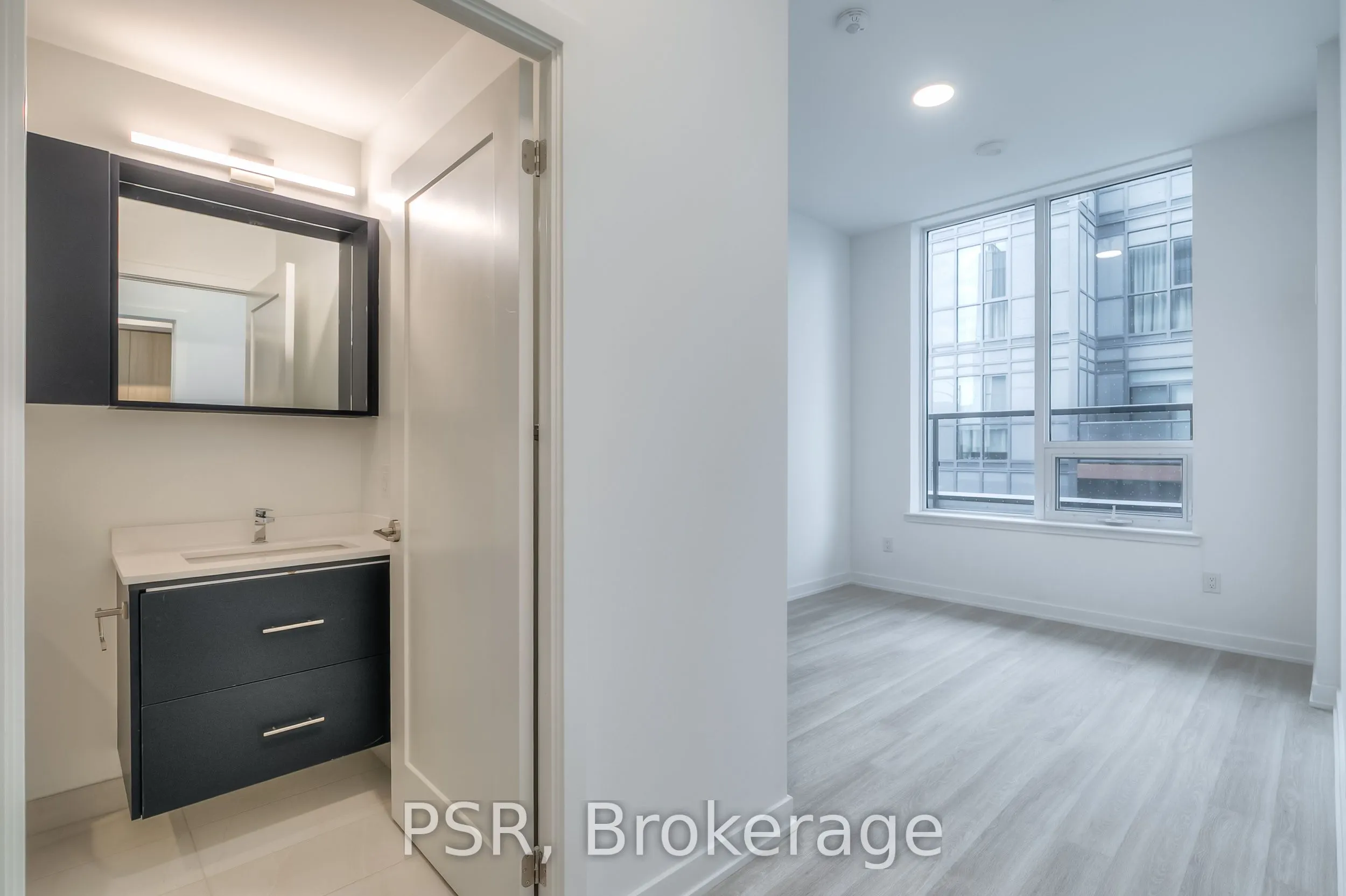 5101 Hurontario Street, #204