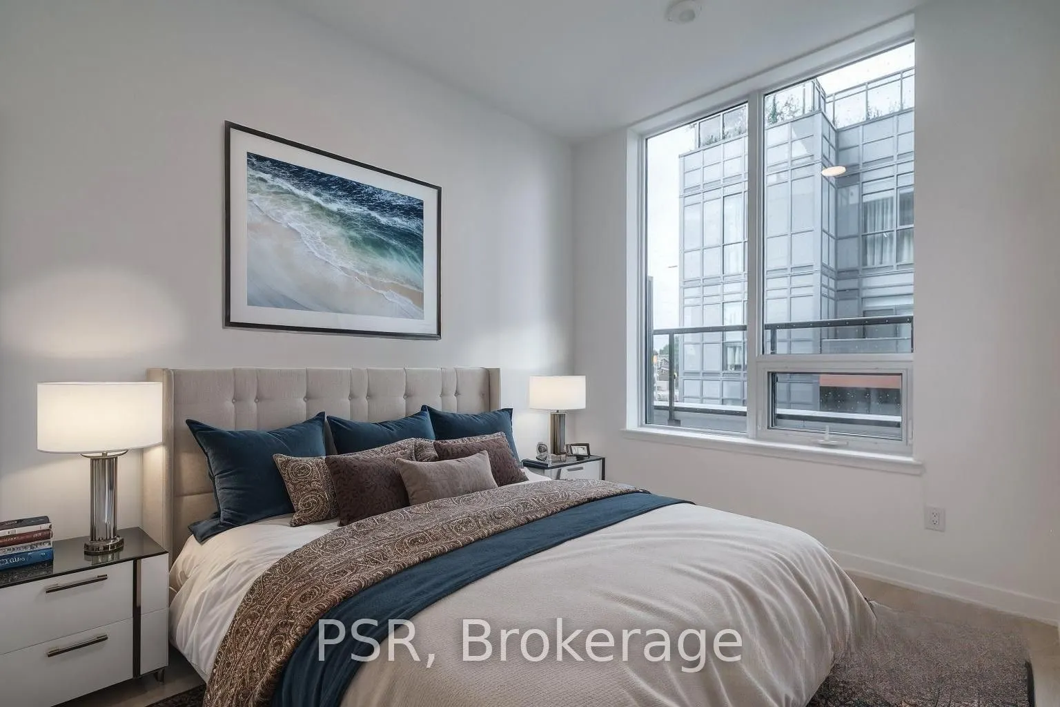 5101 Hurontario Street, #204