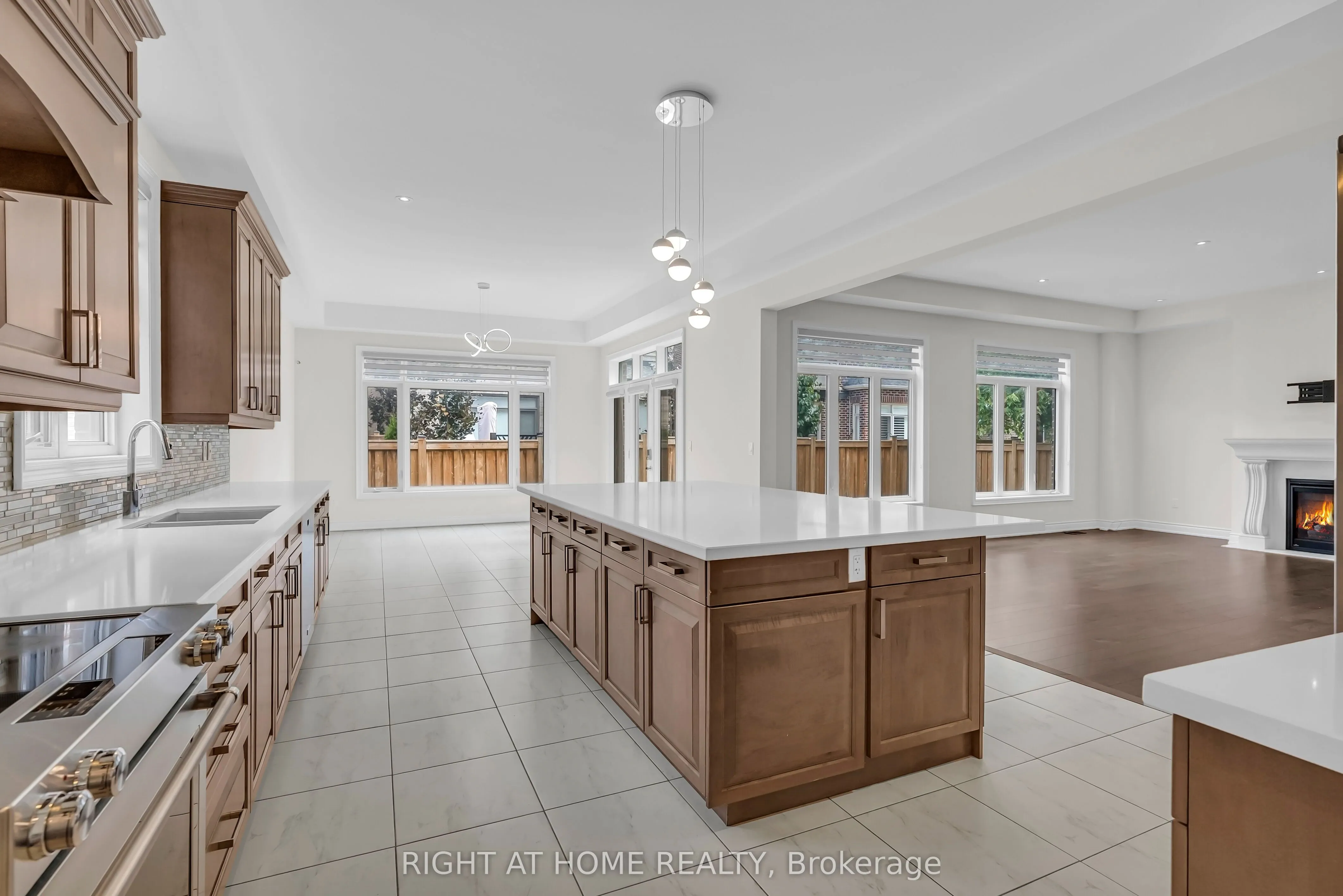 3175 Daniel Way