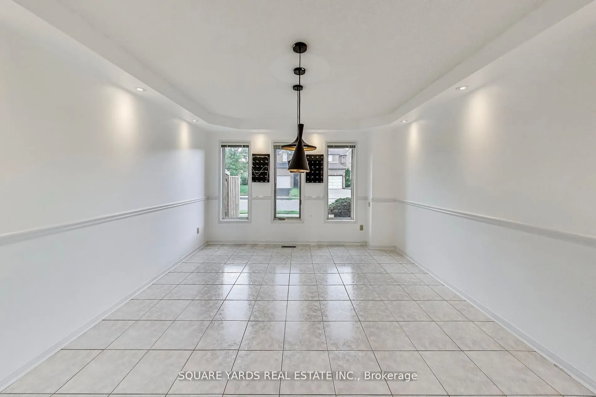 59 Adirondack Crescent