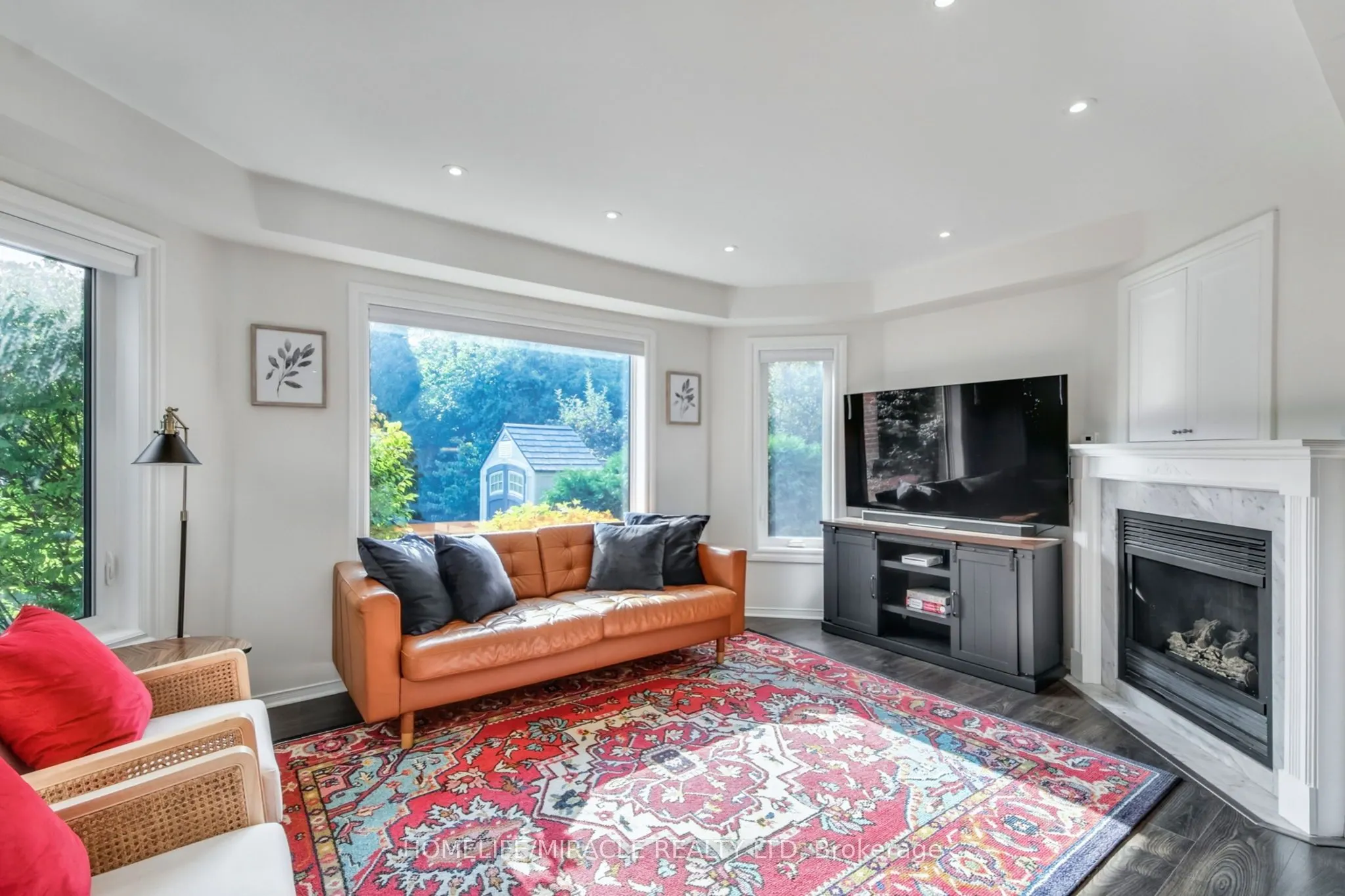 373 Turnberry Crescent