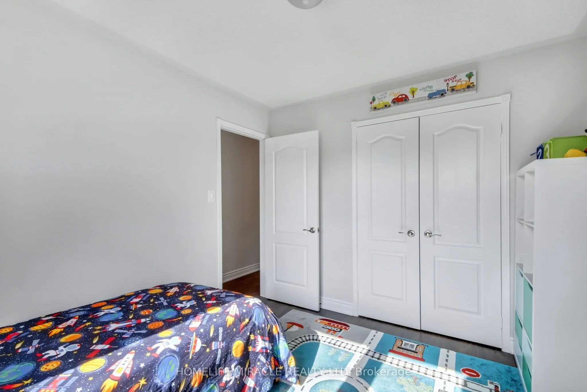 373 Turnberry Crescent