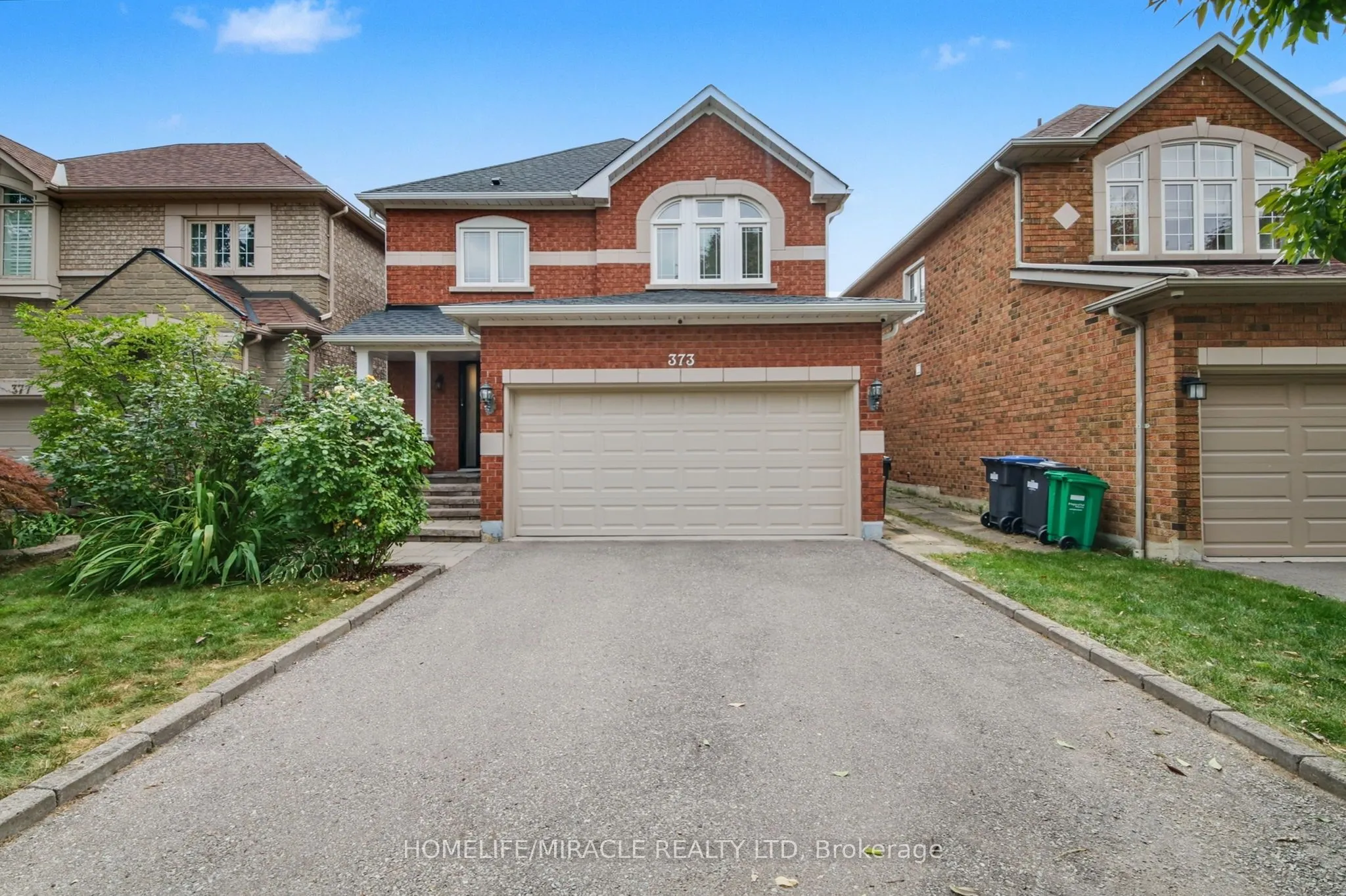 373 Turnberry Crescent