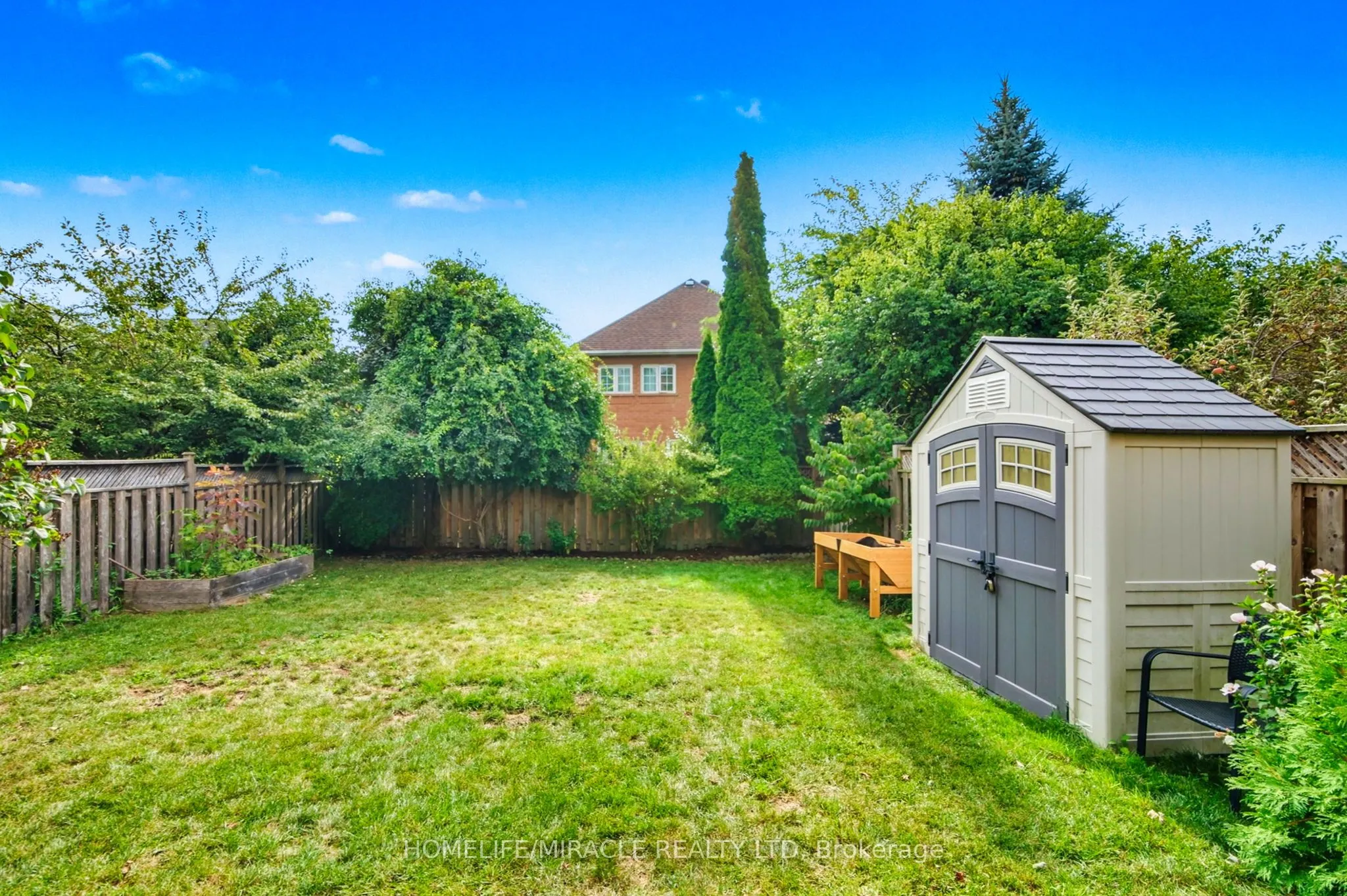 373 Turnberry Crescent