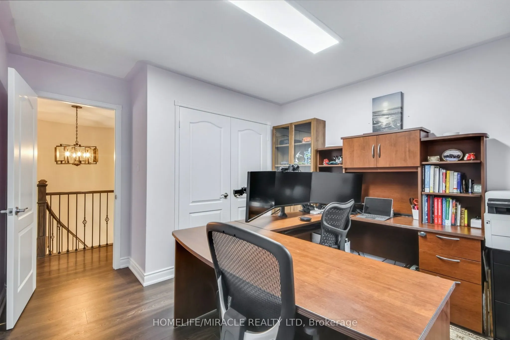 373 Turnberry Crescent
