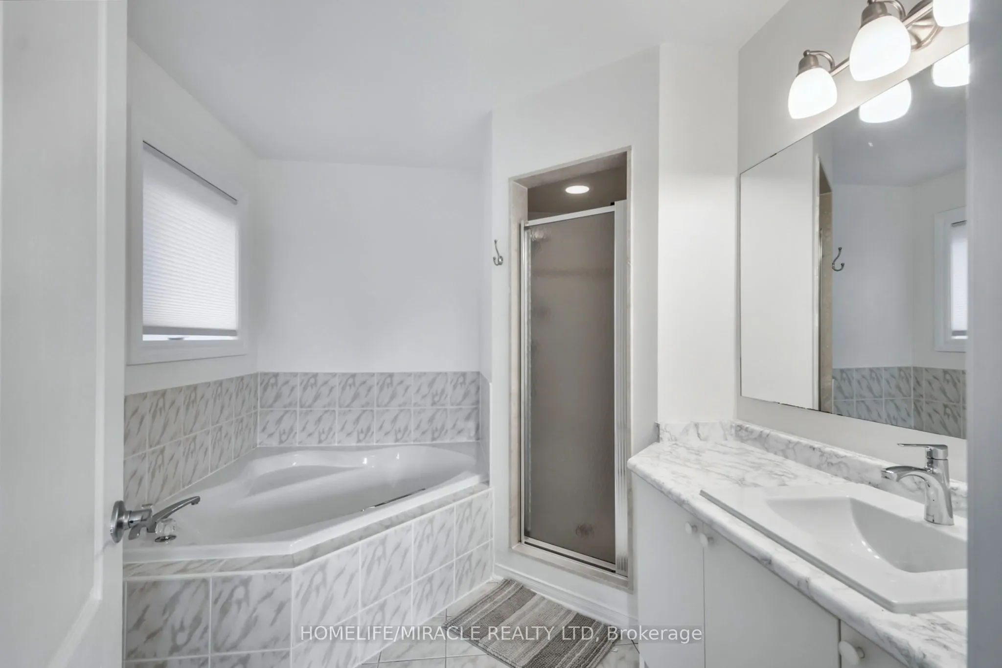 373 Turnberry Crescent