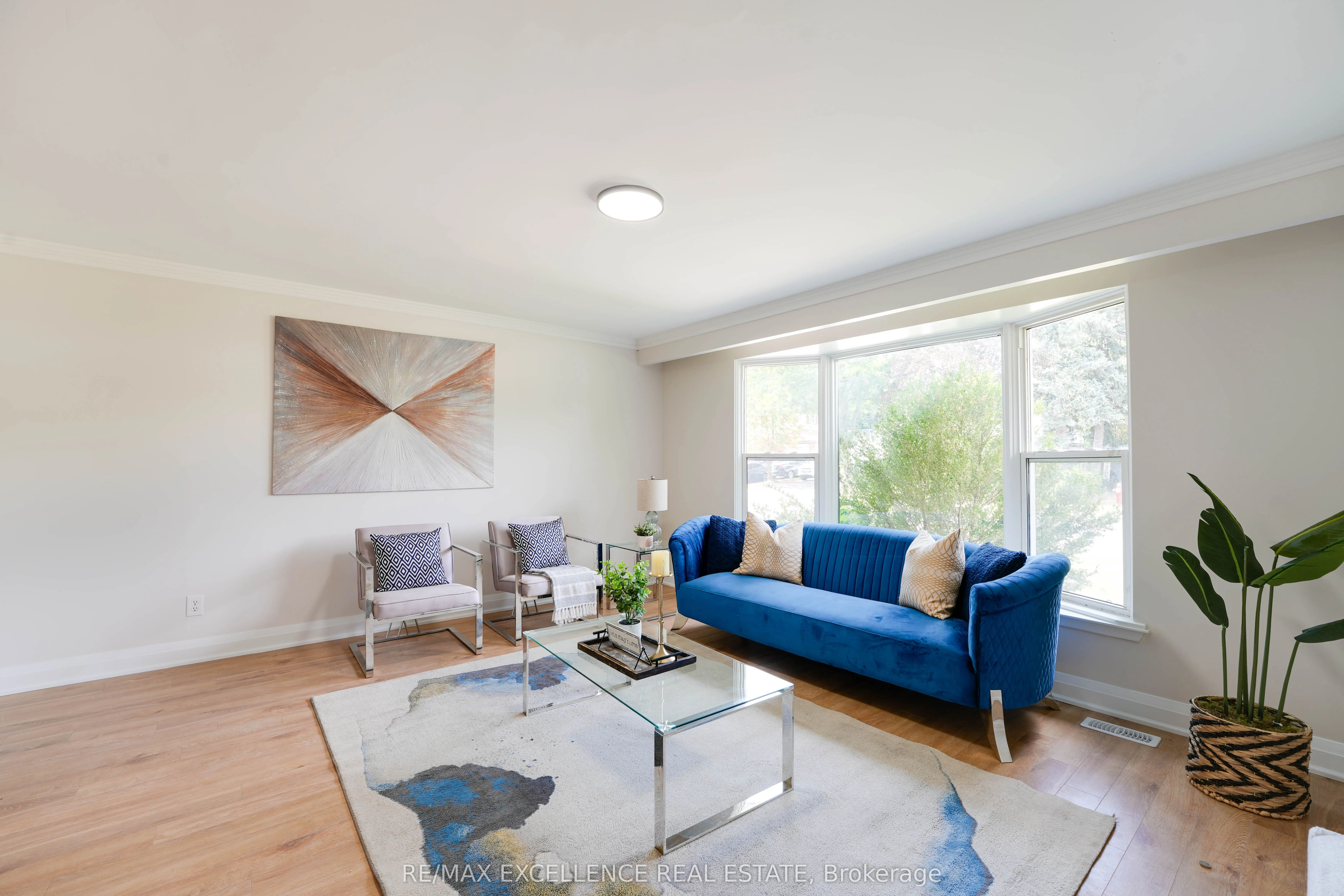 85 Watson Crescent