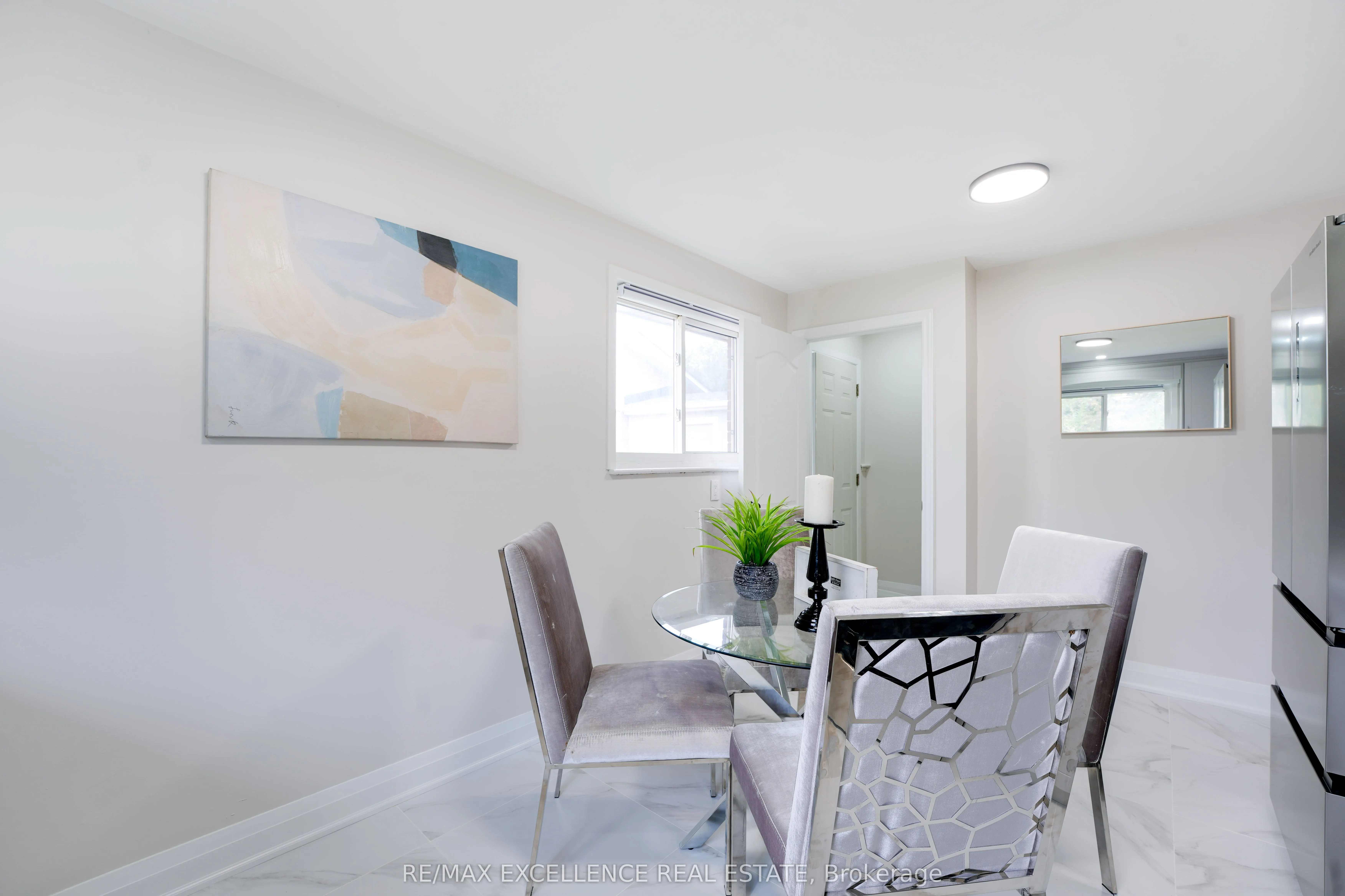 85 Watson Crescent