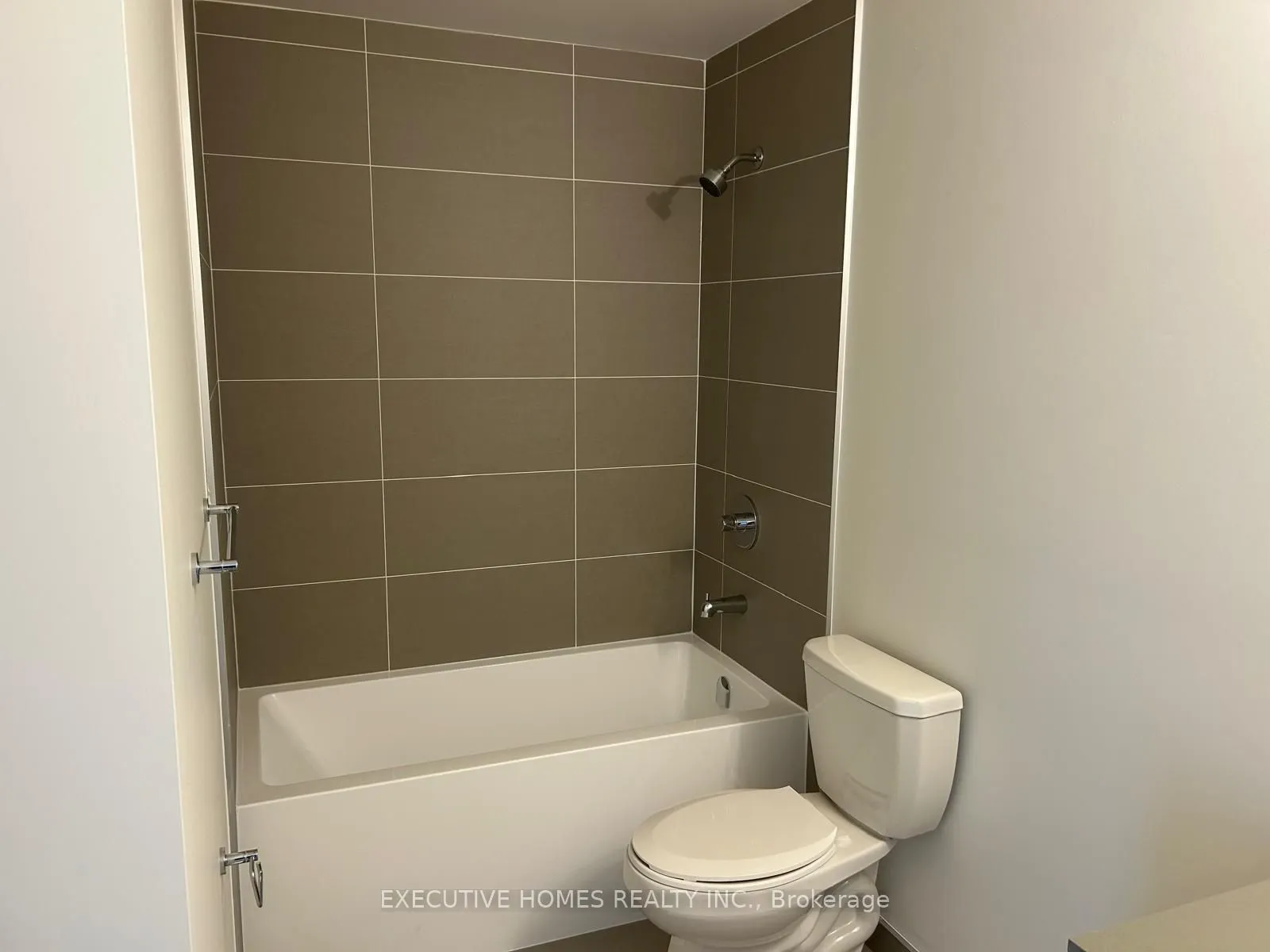 3079 Trafalgar Road, #1411