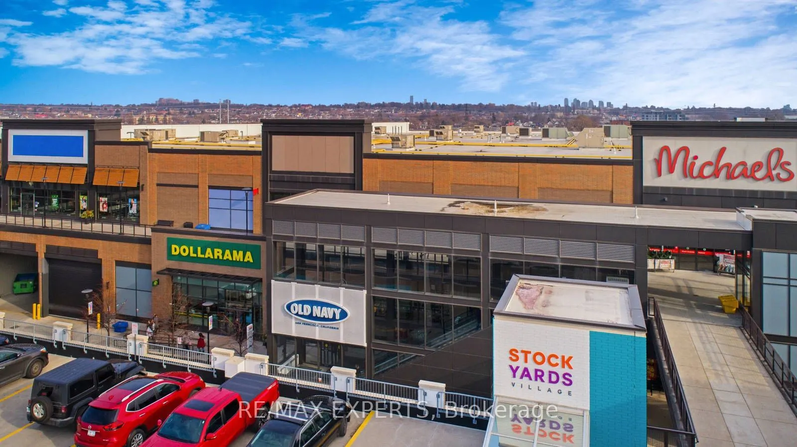 2300 St Clair Avenue W, #811
