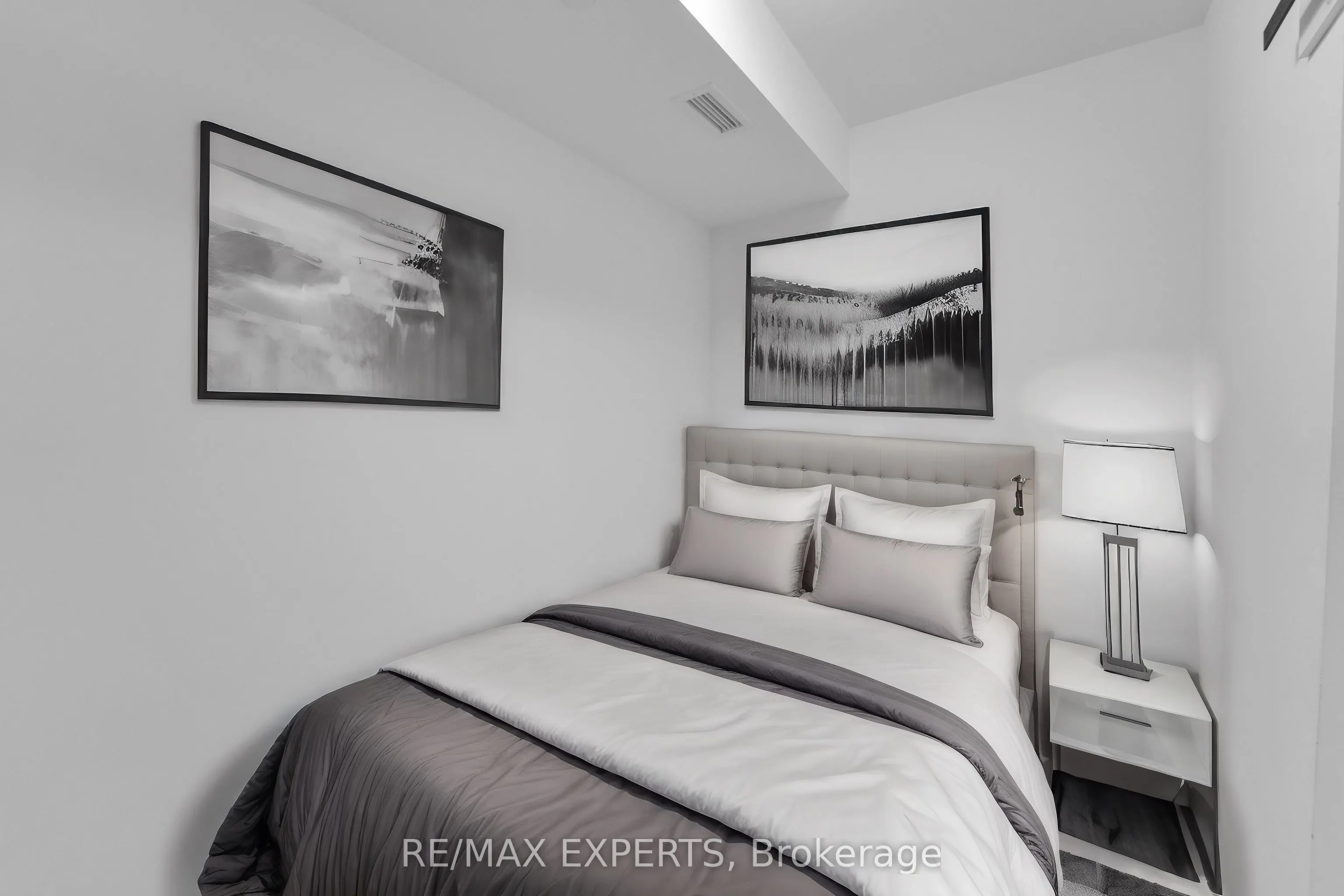 2300 St Clair Avenue W, #811
