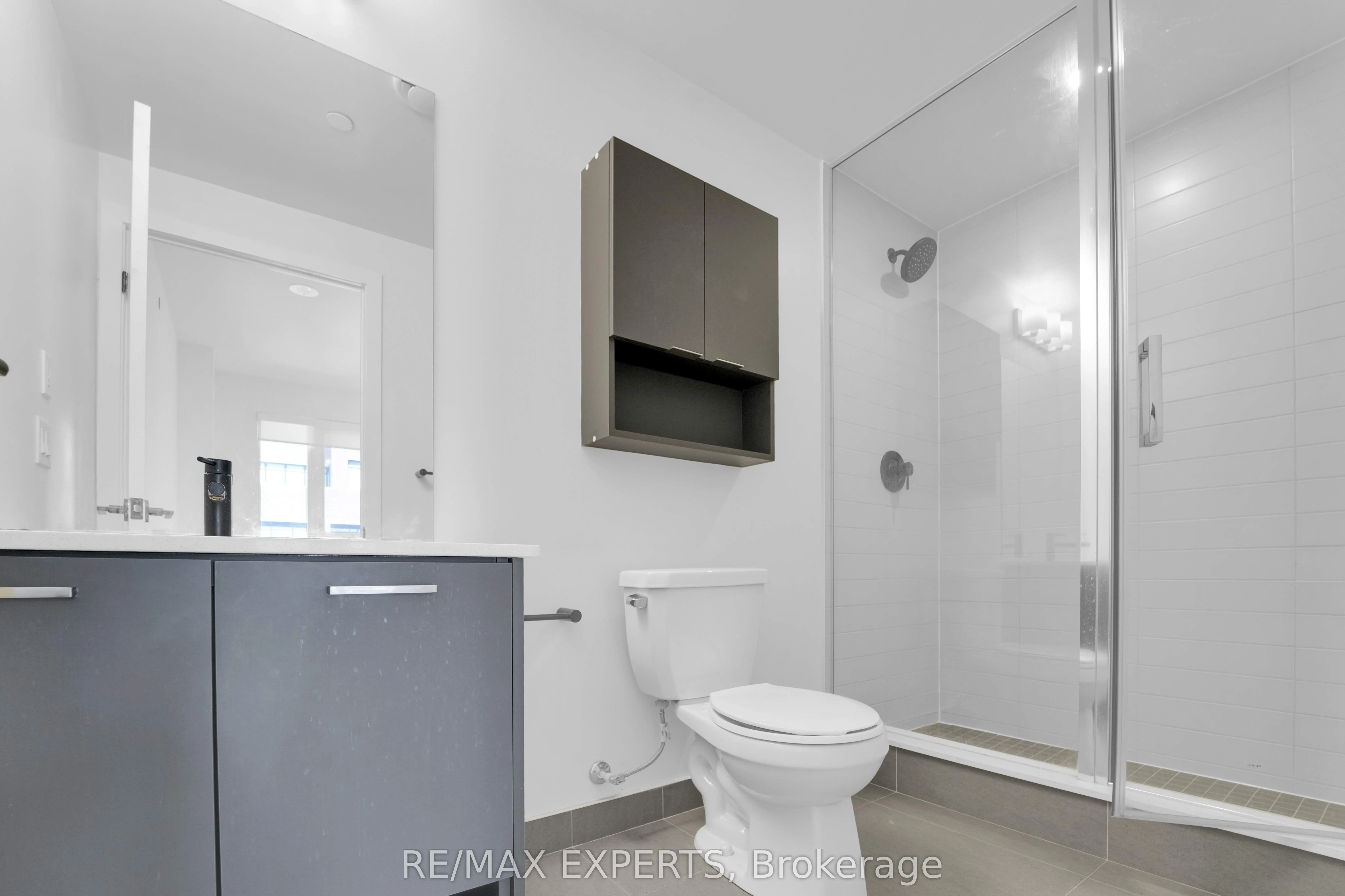 2300 St Clair Avenue W, #811