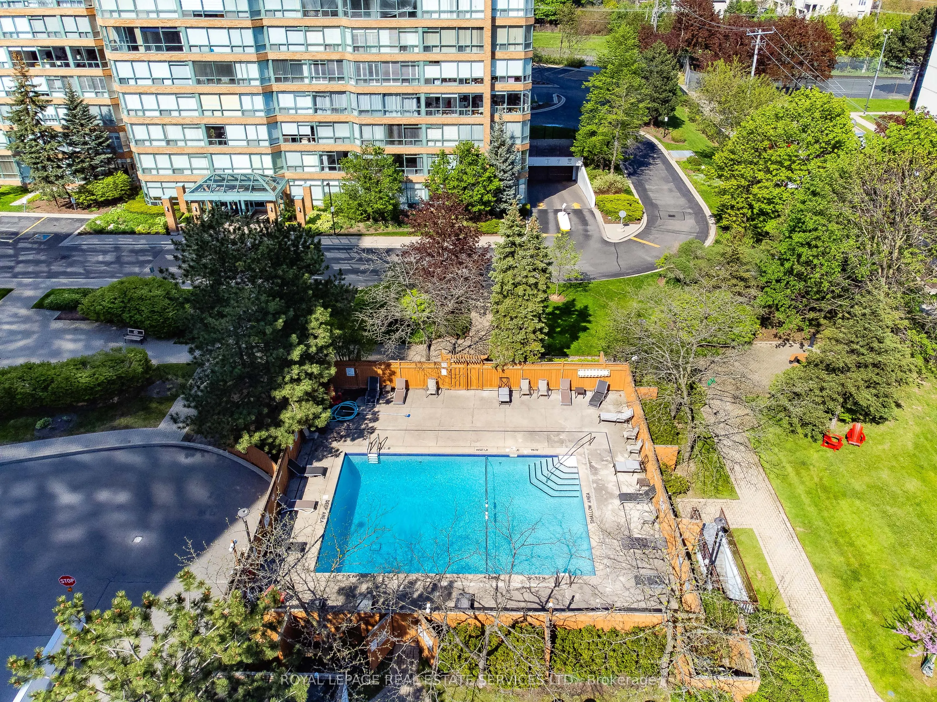 1276 Maple Crossing Boulevard, #614