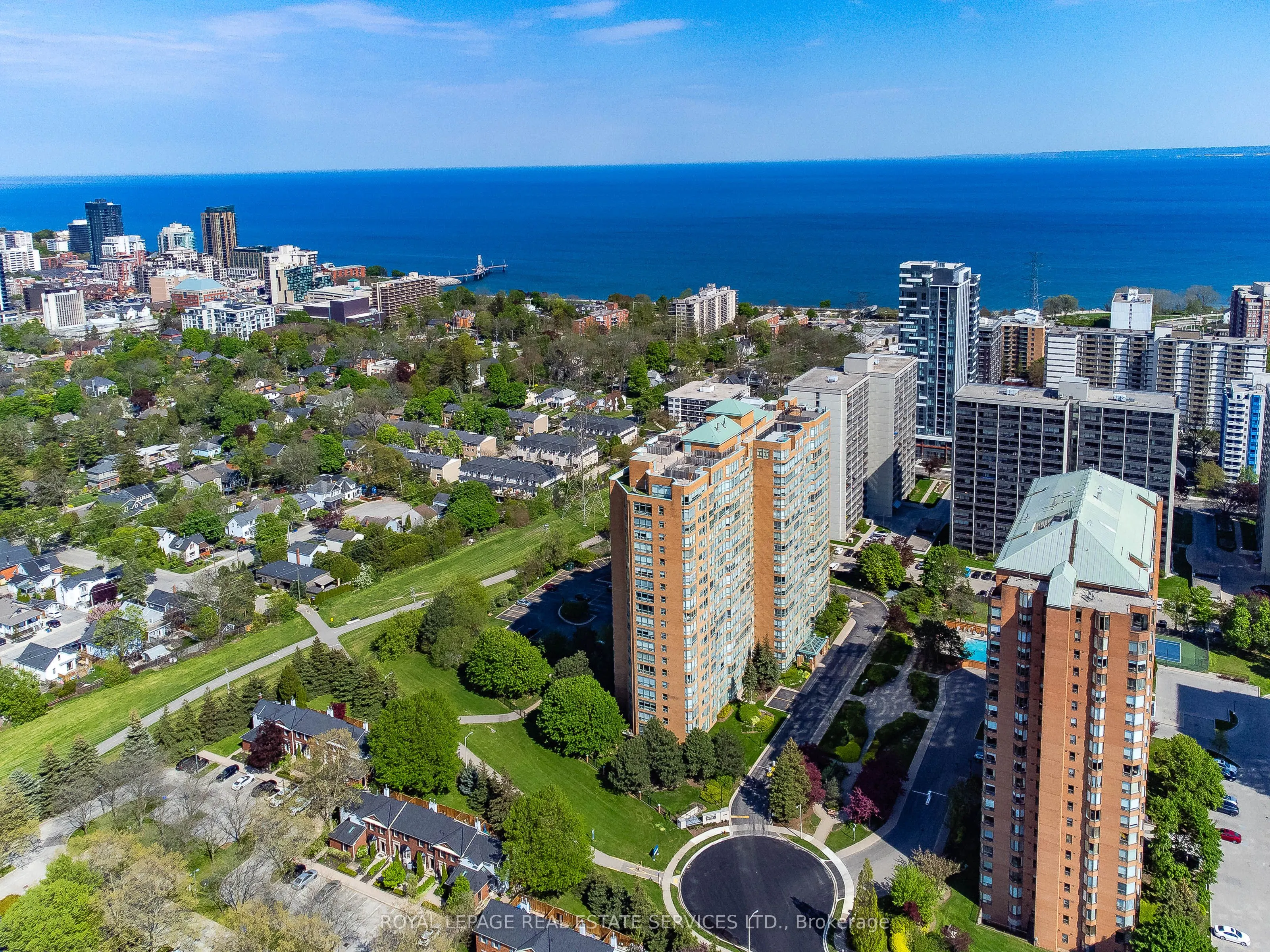 1276 Maple Crossing Boulevard, #614