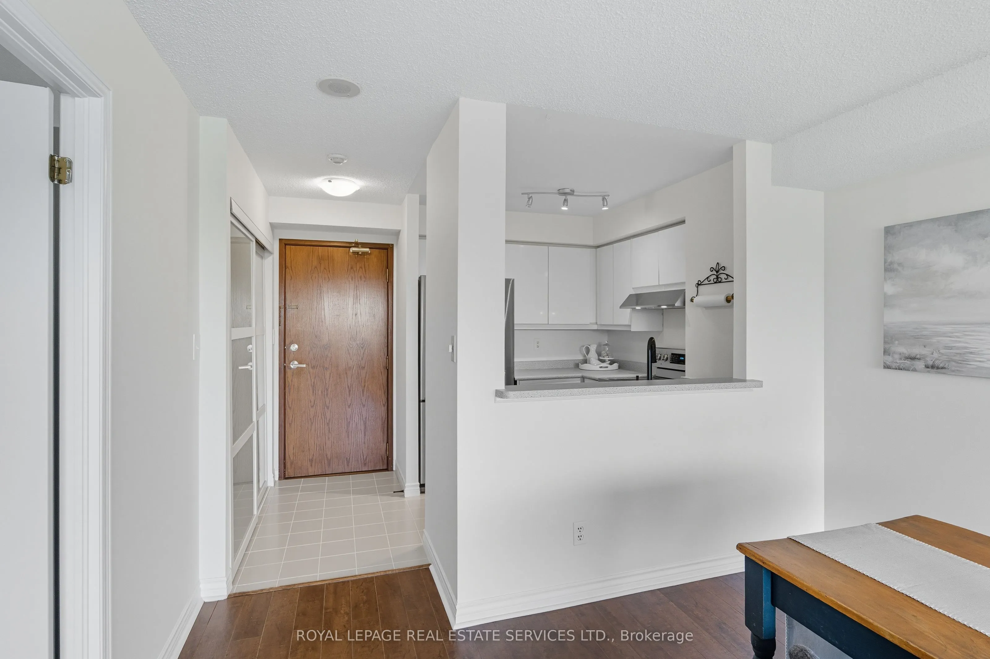 1276 Maple Crossing Boulevard, #614