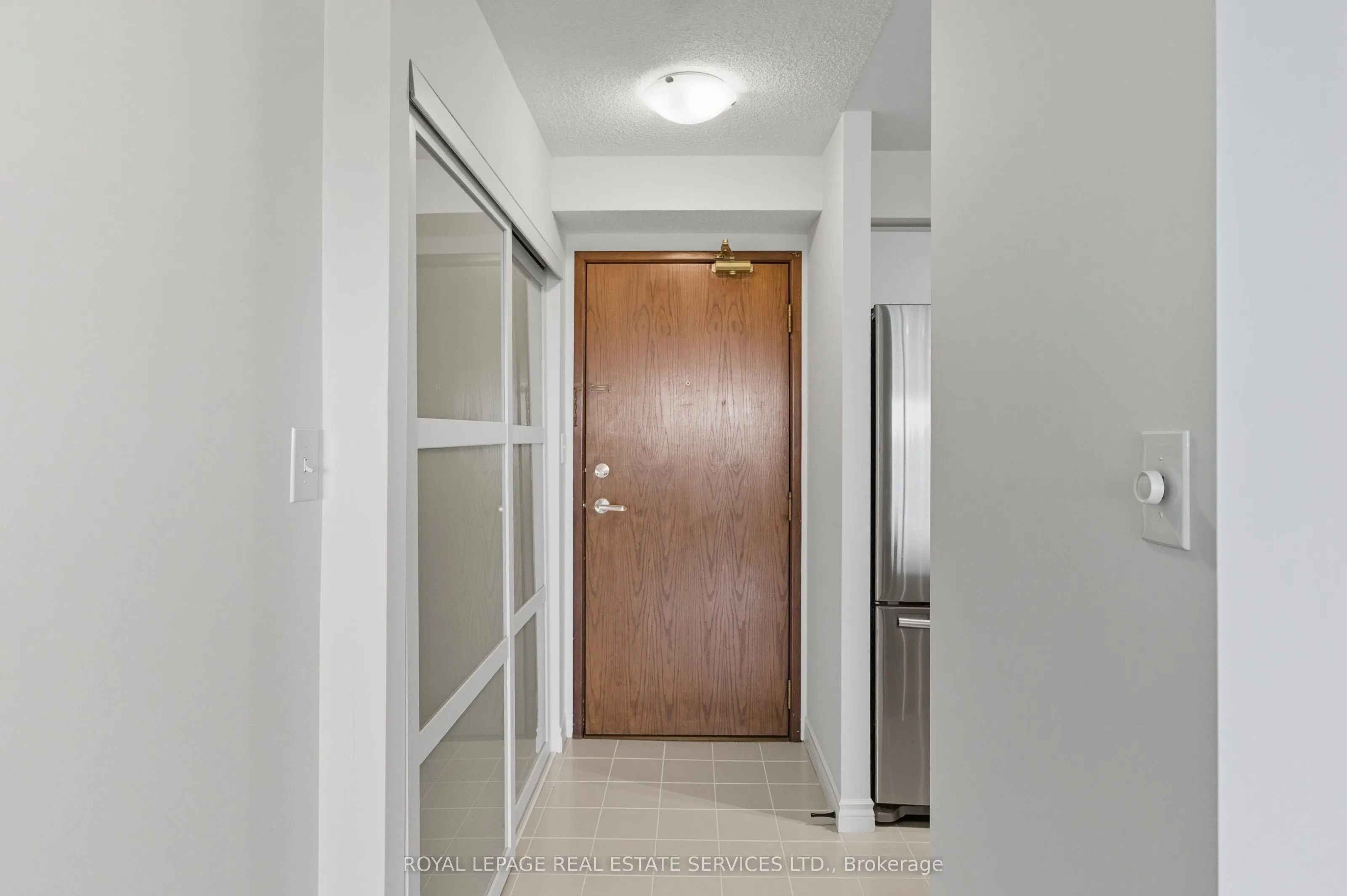1276 Maple Crossing Boulevard, #614