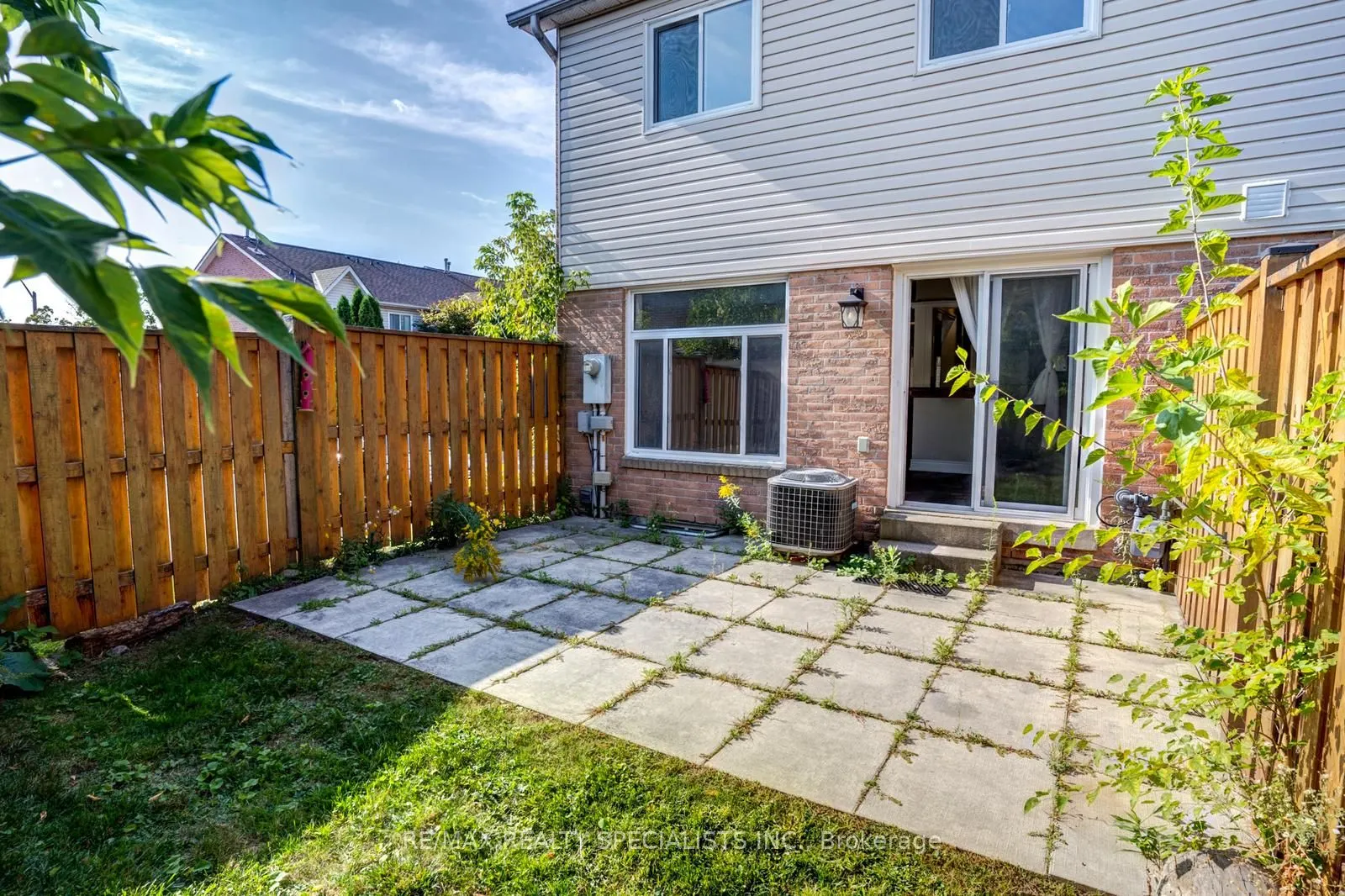 1039 Cedarglen Gate, #28