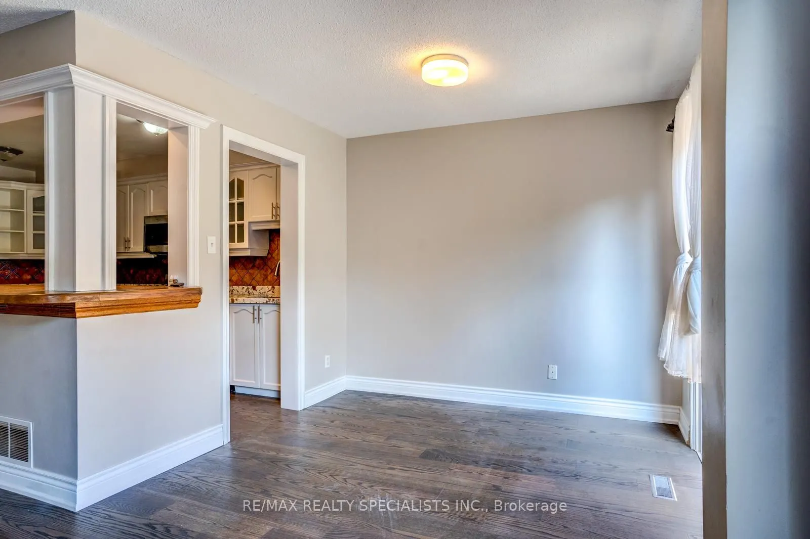 1039 Cedarglen Gate, #28