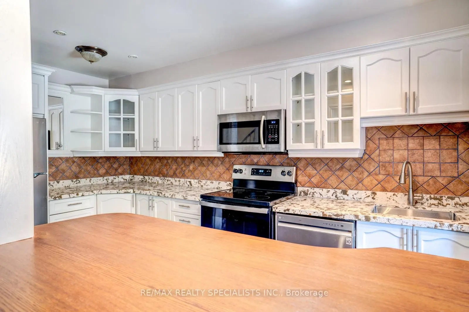 1039 Cedarglen Gate, #28