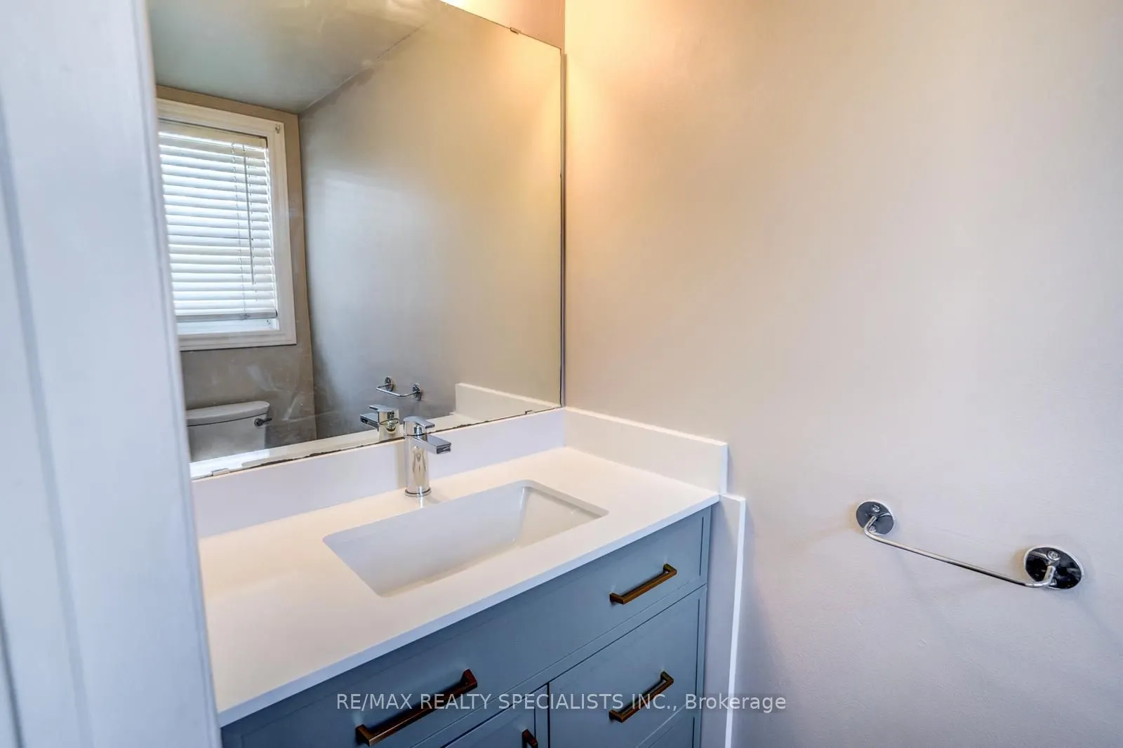 1039 Cedarglen Gate, #28