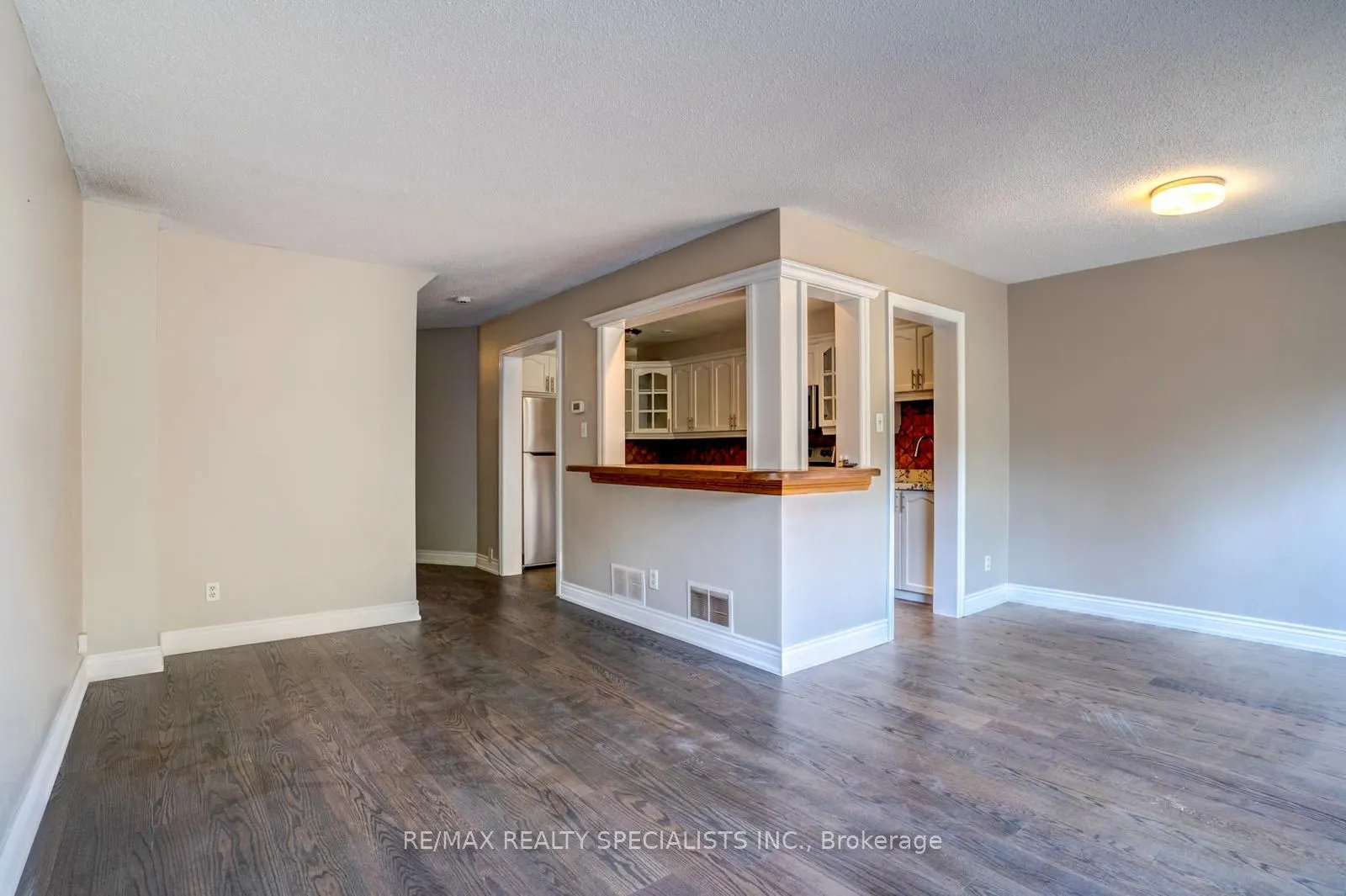 1039 Cedarglen Gate, #28