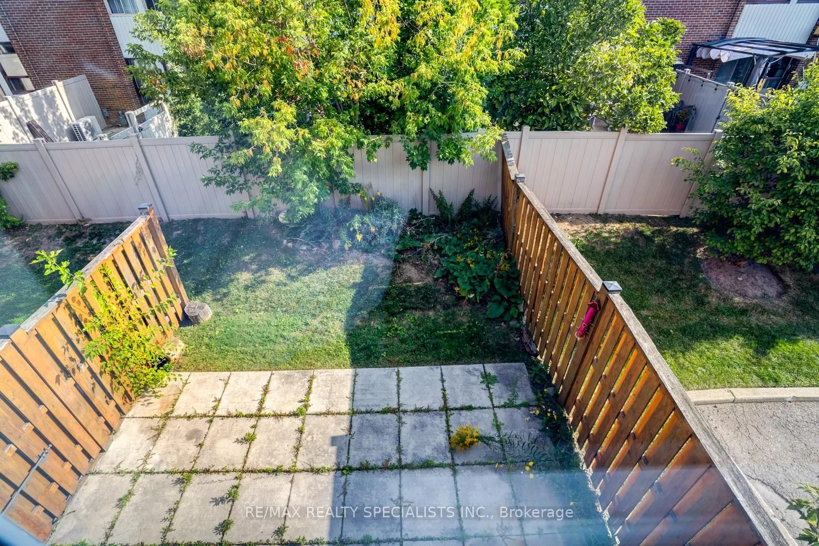 1039 Cedarglen Gate, #28