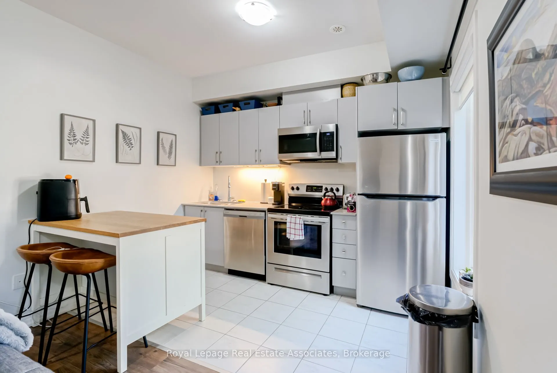 1145 Journeyman Lane, #230