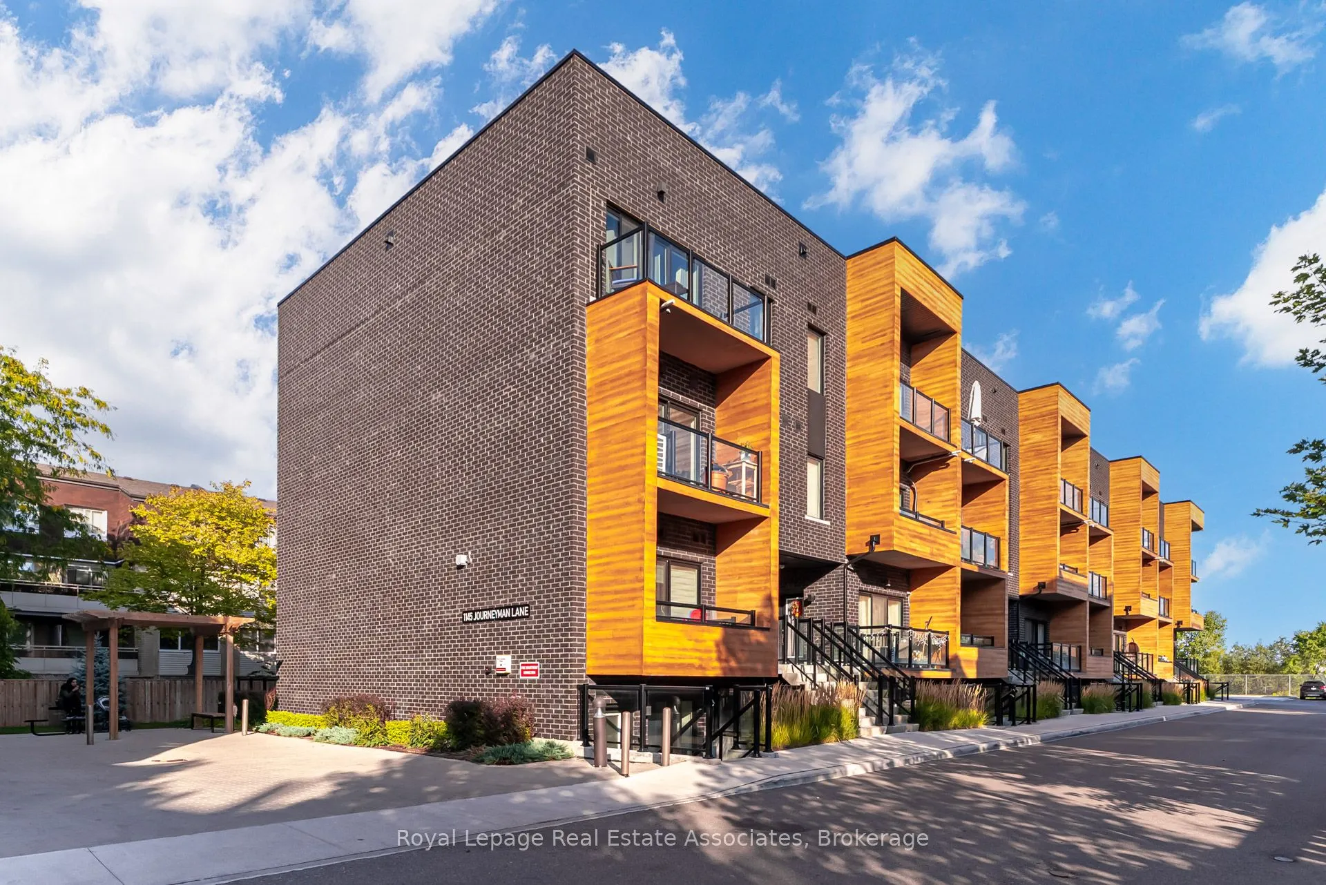 1145 Journeyman Lane, #230