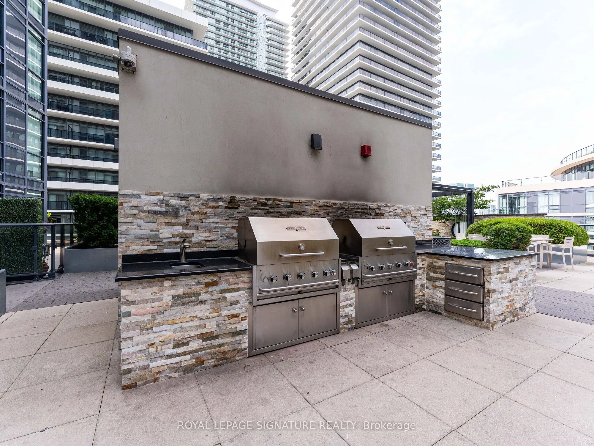 59 Annie Craig Drive, #704
