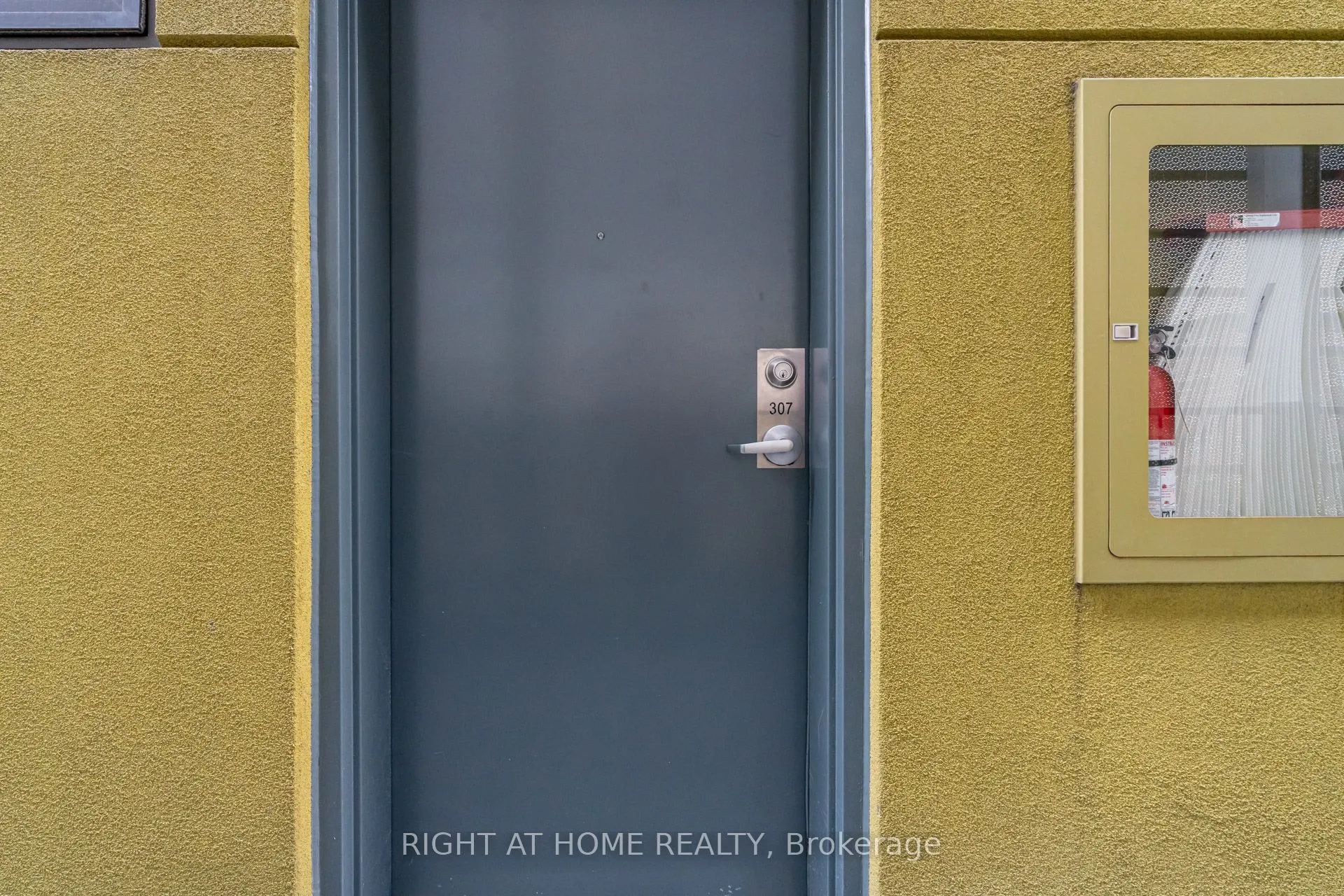 25 Ritchie Avenue, #307