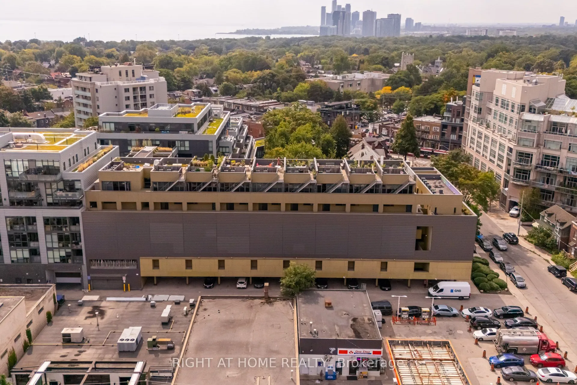 25 Ritchie Avenue S, #307