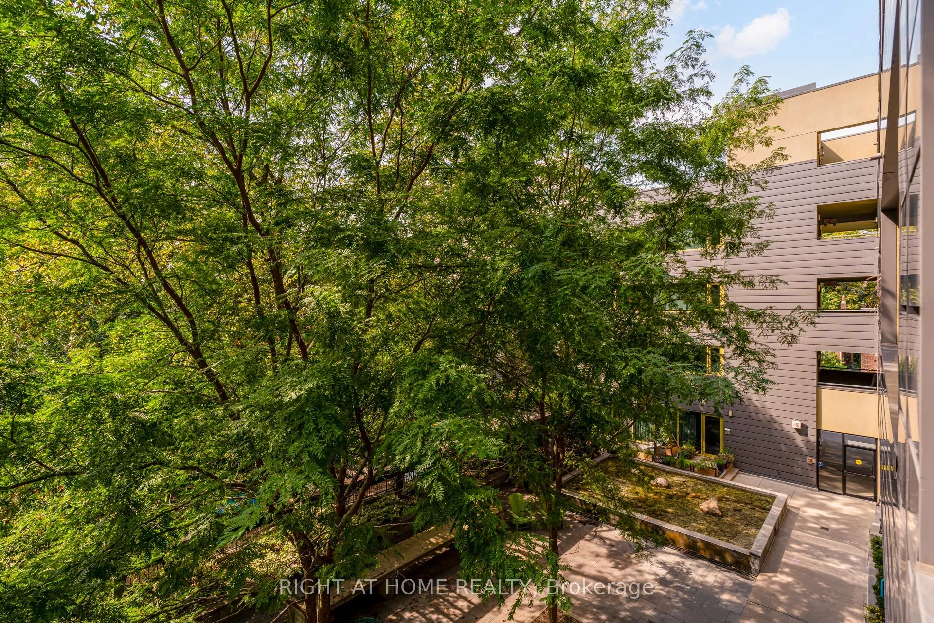 25 Ritchie Avenue S, #307