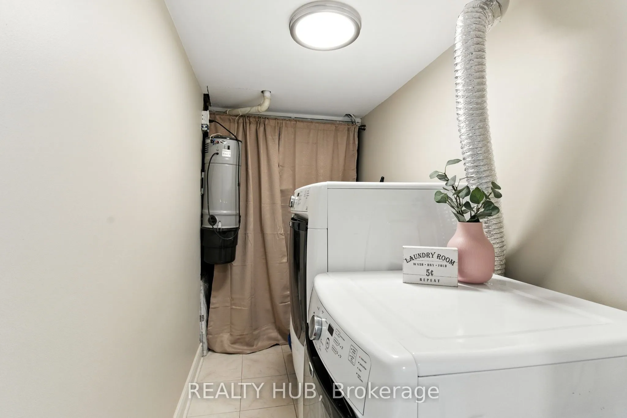 442 MAPLE Avenue, #7