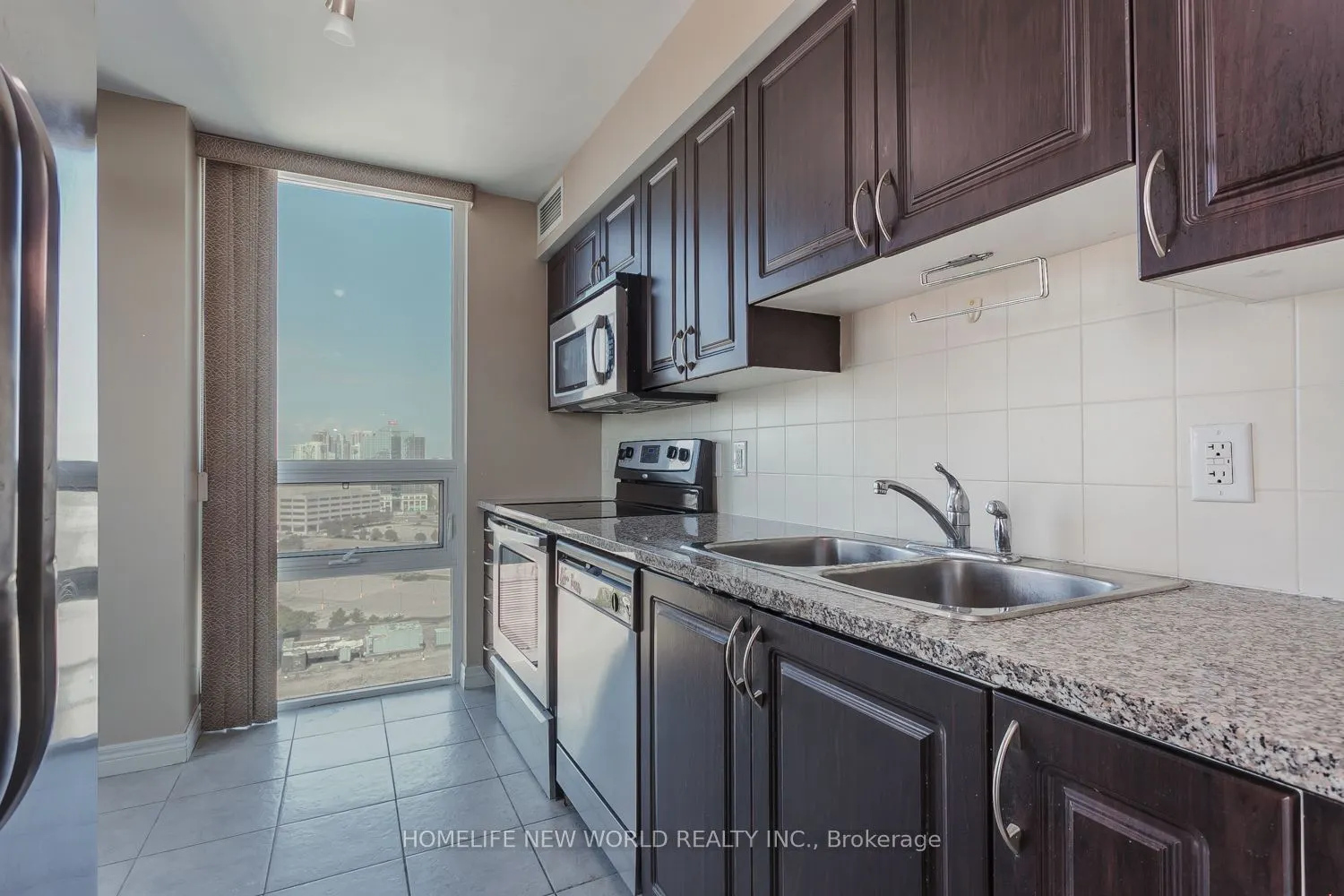 208 Enfield Place, #2108