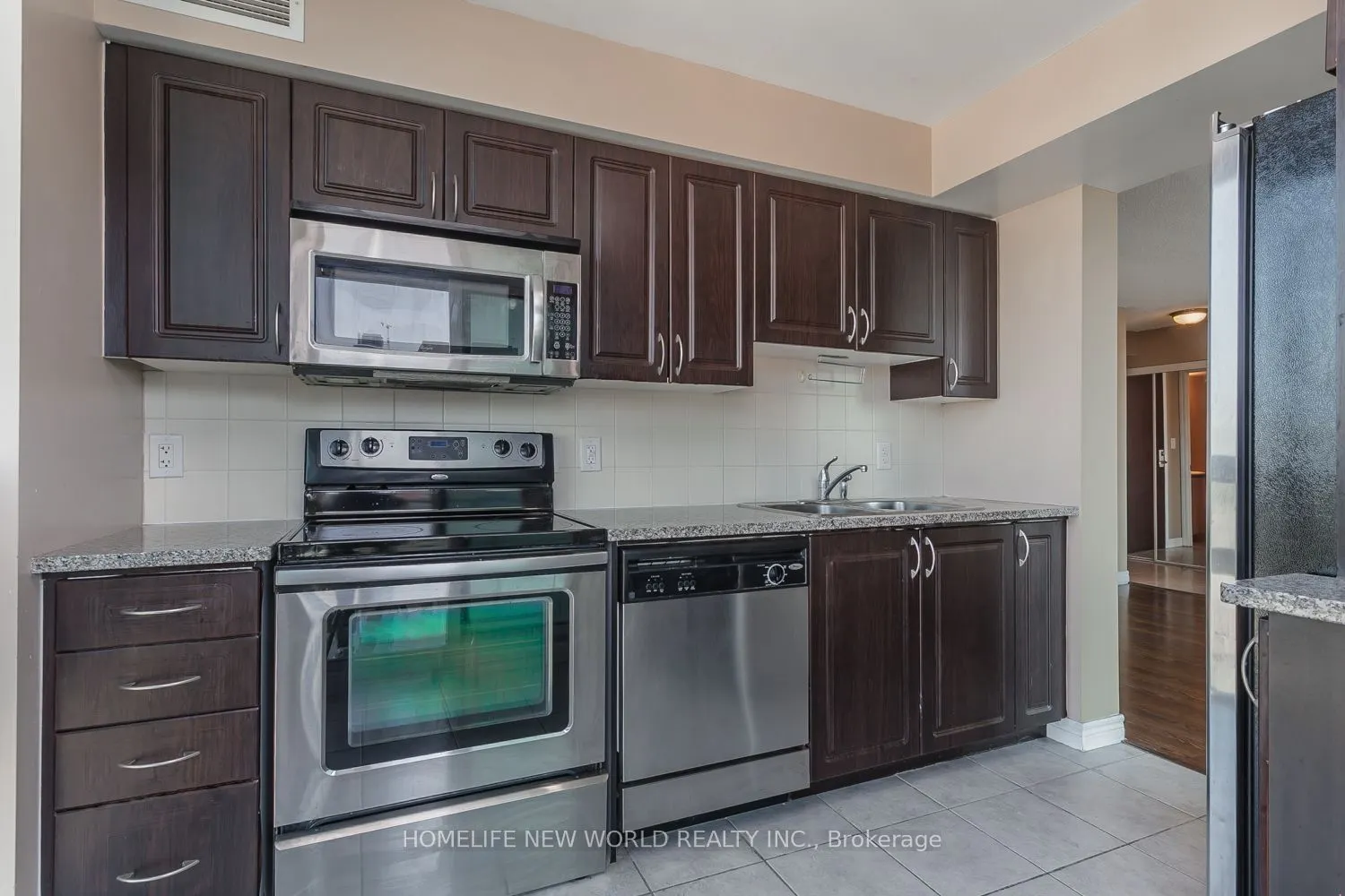 208 Enfield Place, #2108