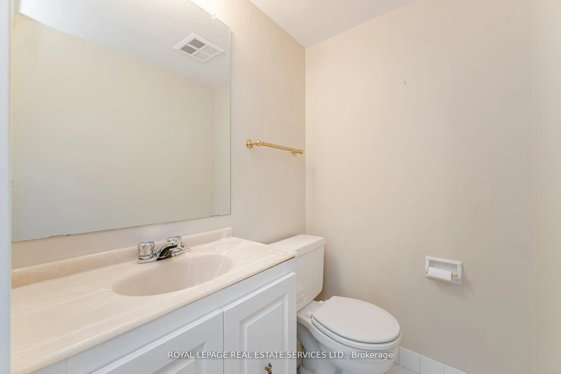 3950 Kaneff Crescent, #102