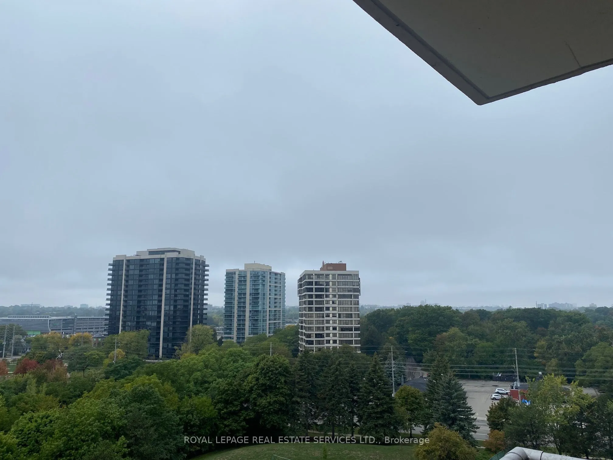 966 Inverhouse Drive, #1005