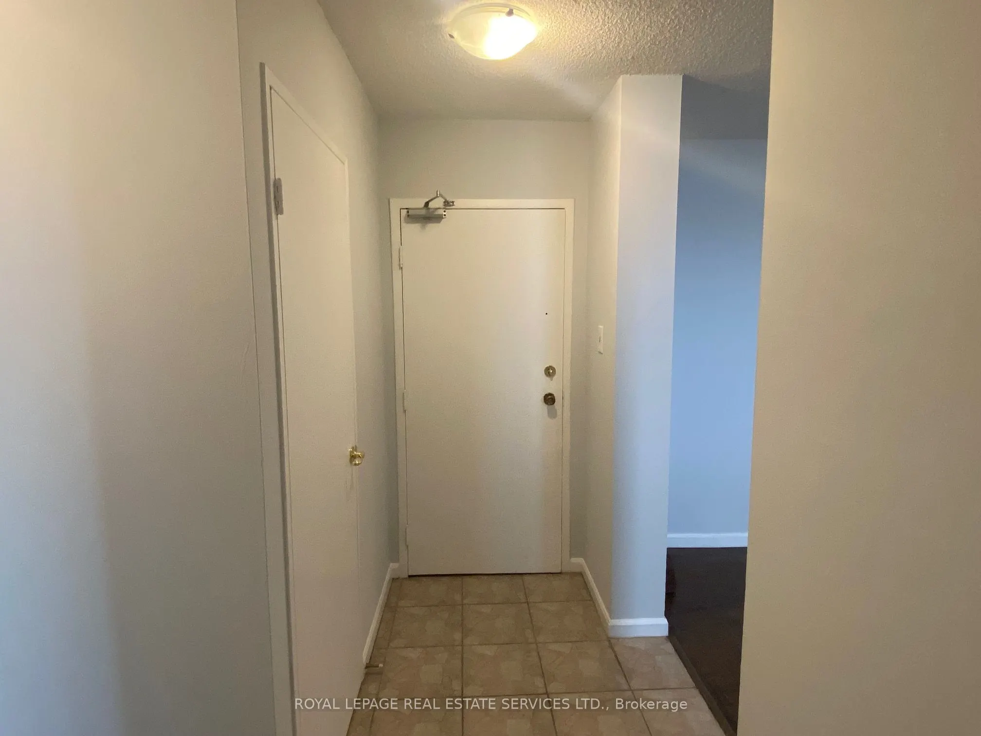 966 Inverhouse Drive, #1005