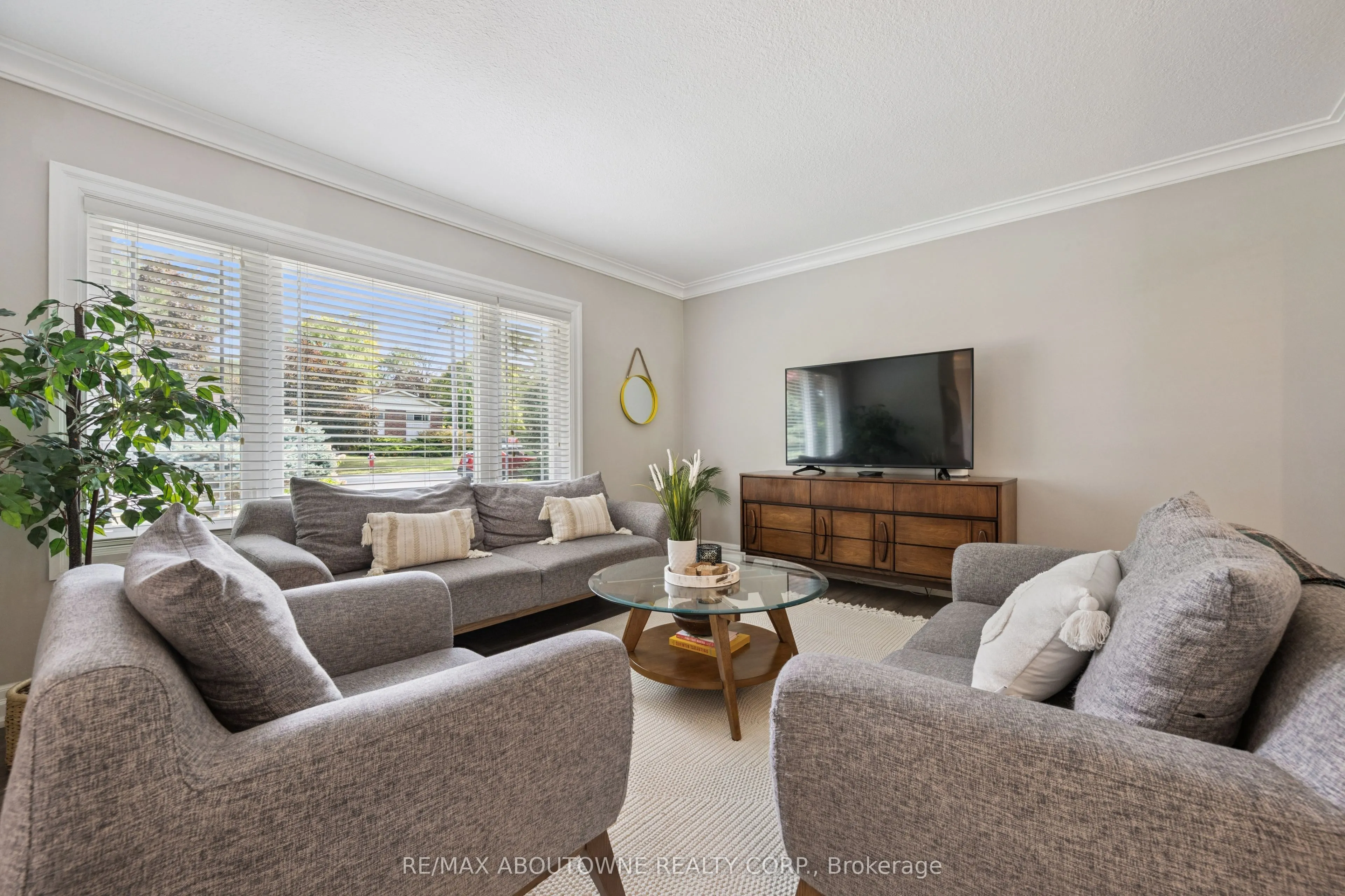 68 Theodore Drive