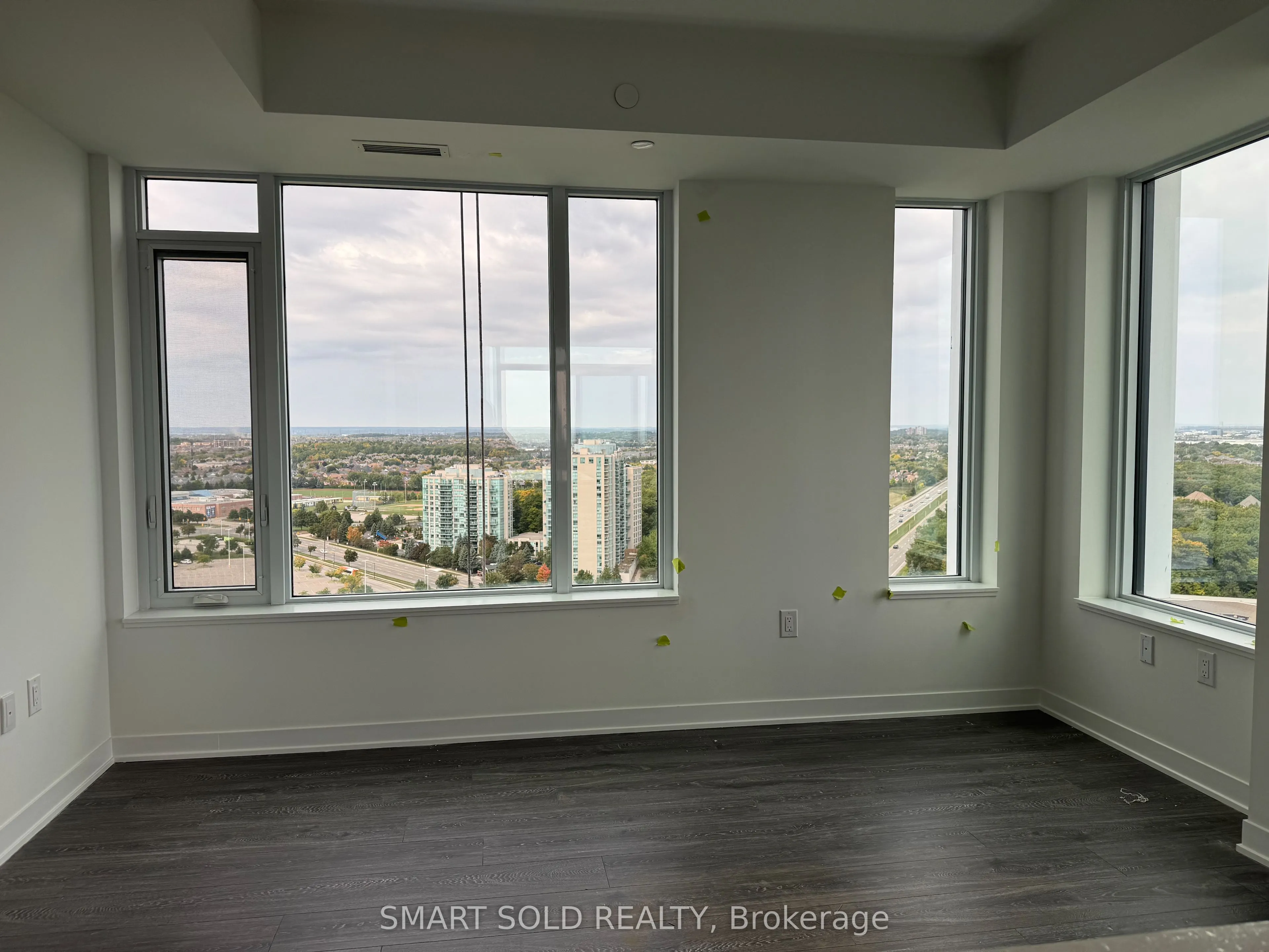 2495 Eglinton Avenue W, #2110