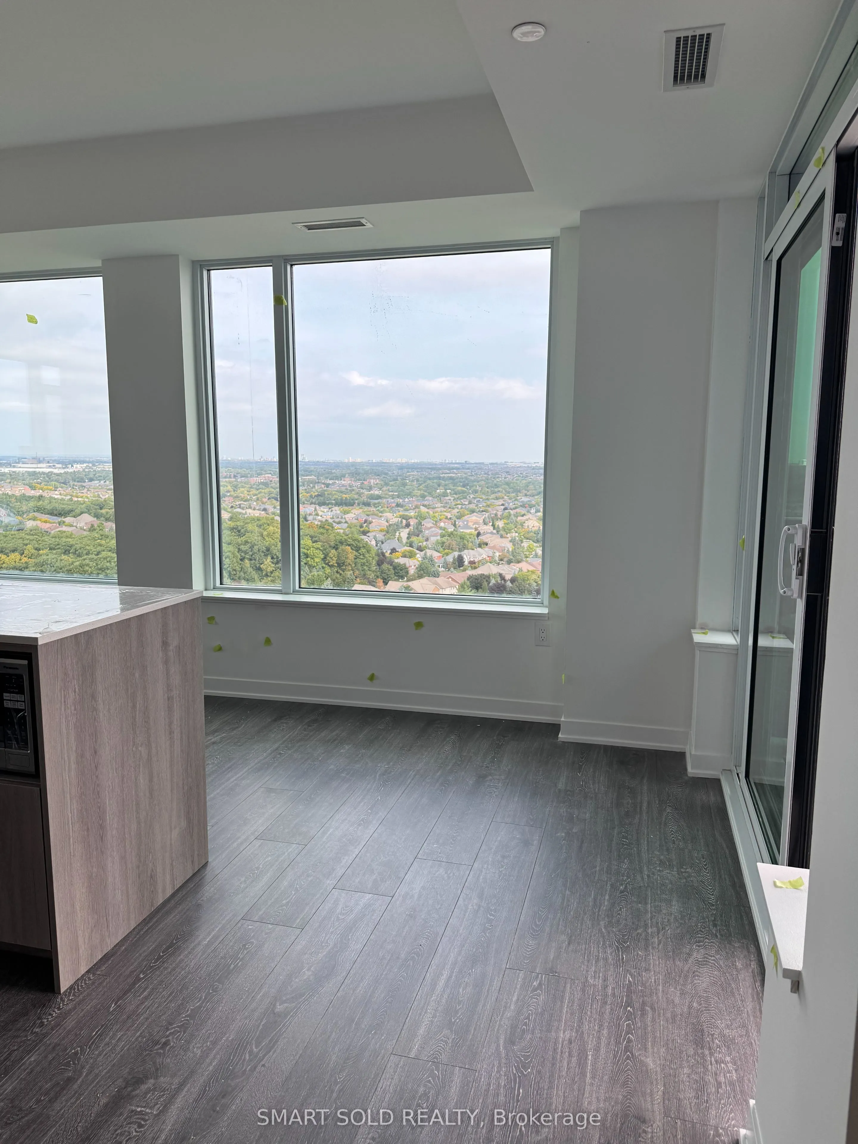 2495 Eglinton Avenue W, #2110