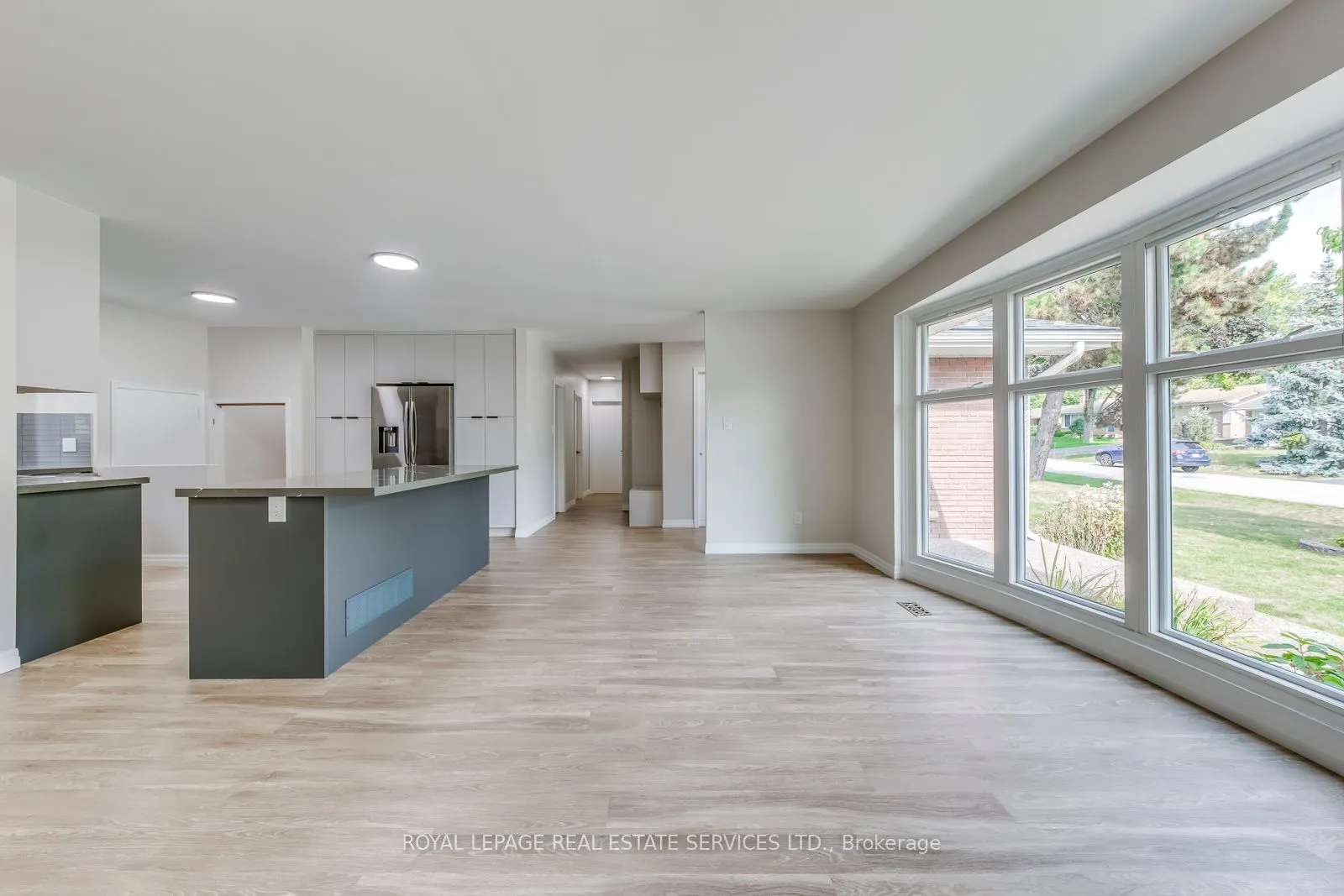 1311 Elgin Crescent