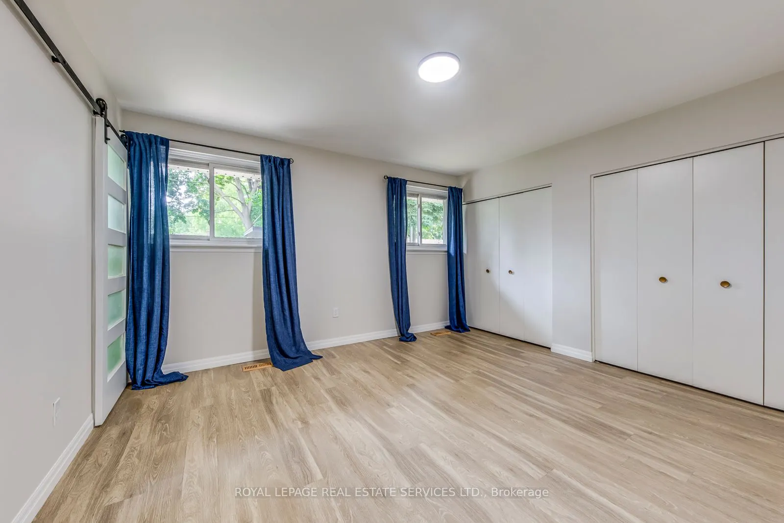 1311 Elgin Crescent
