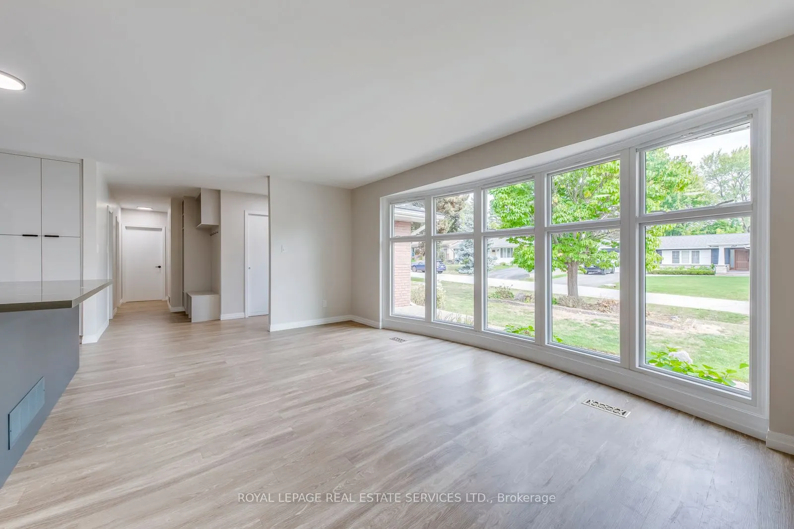 1311 Elgin Crescent