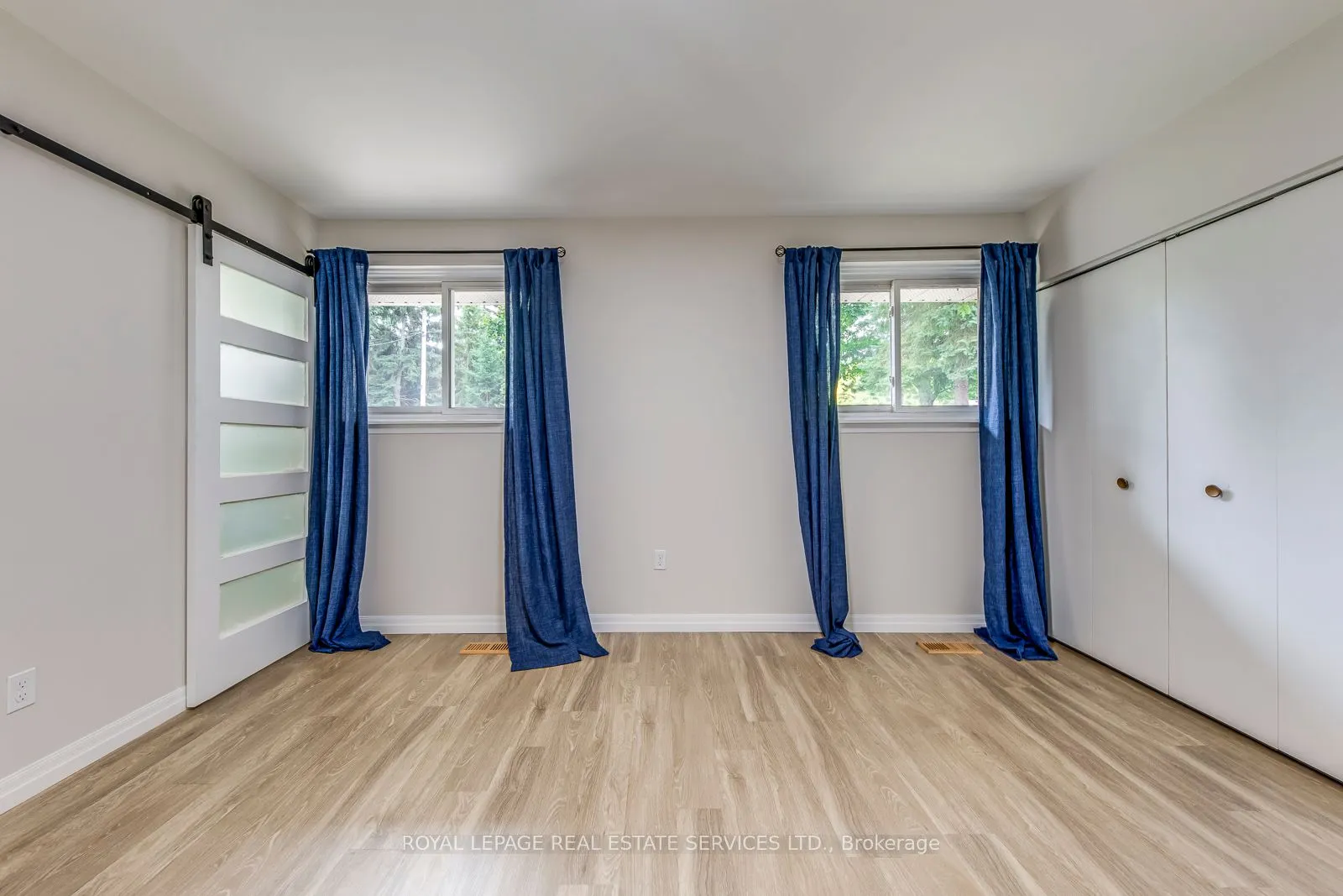 1311 Elgin Crescent