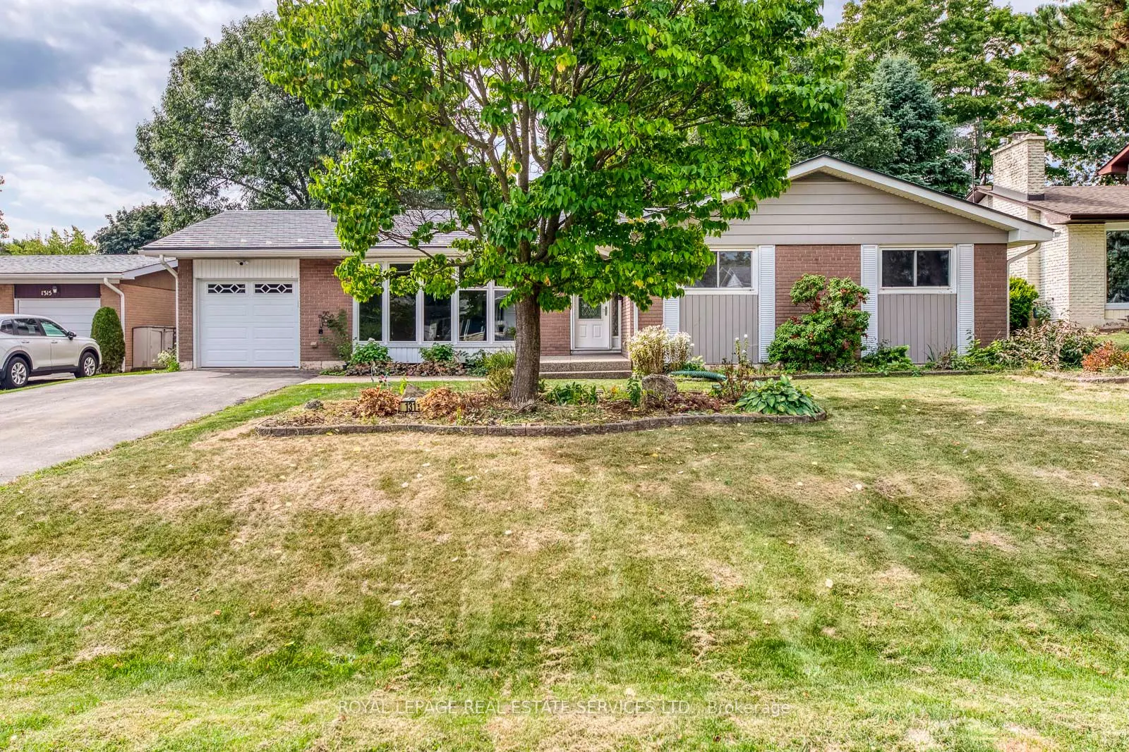 1311 Elgin Crescent